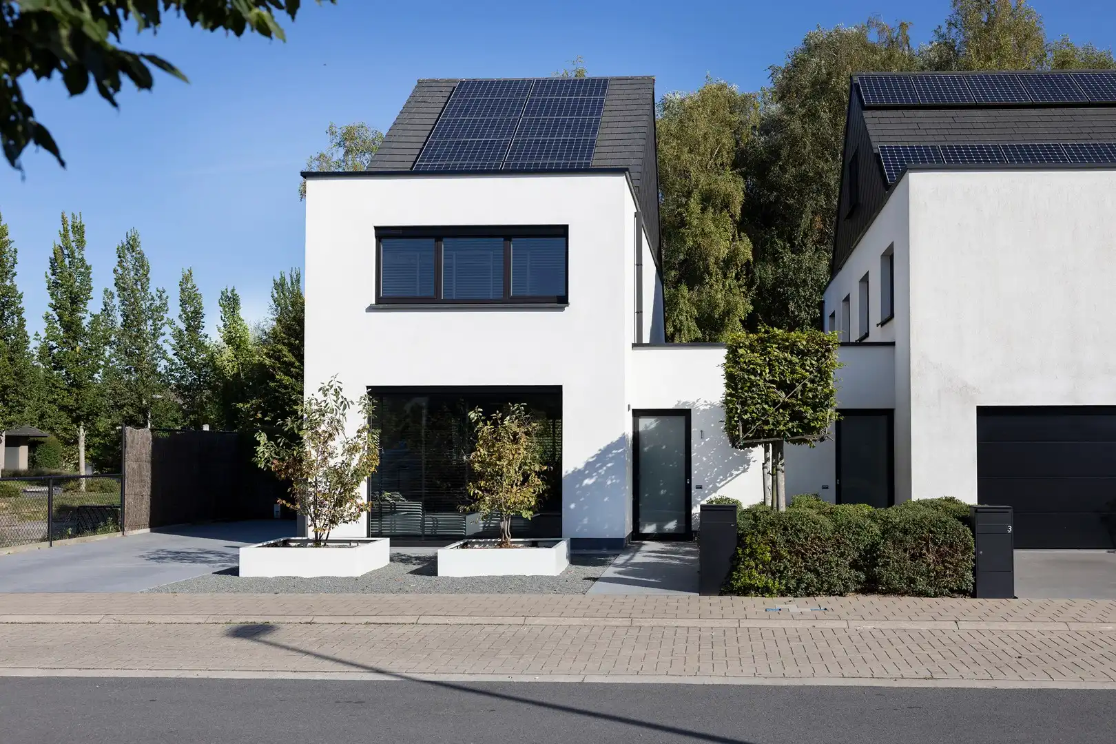 Zeer verzorgde, instapklare woning met 4 slaapkamers. foto {{pictureIndex}}