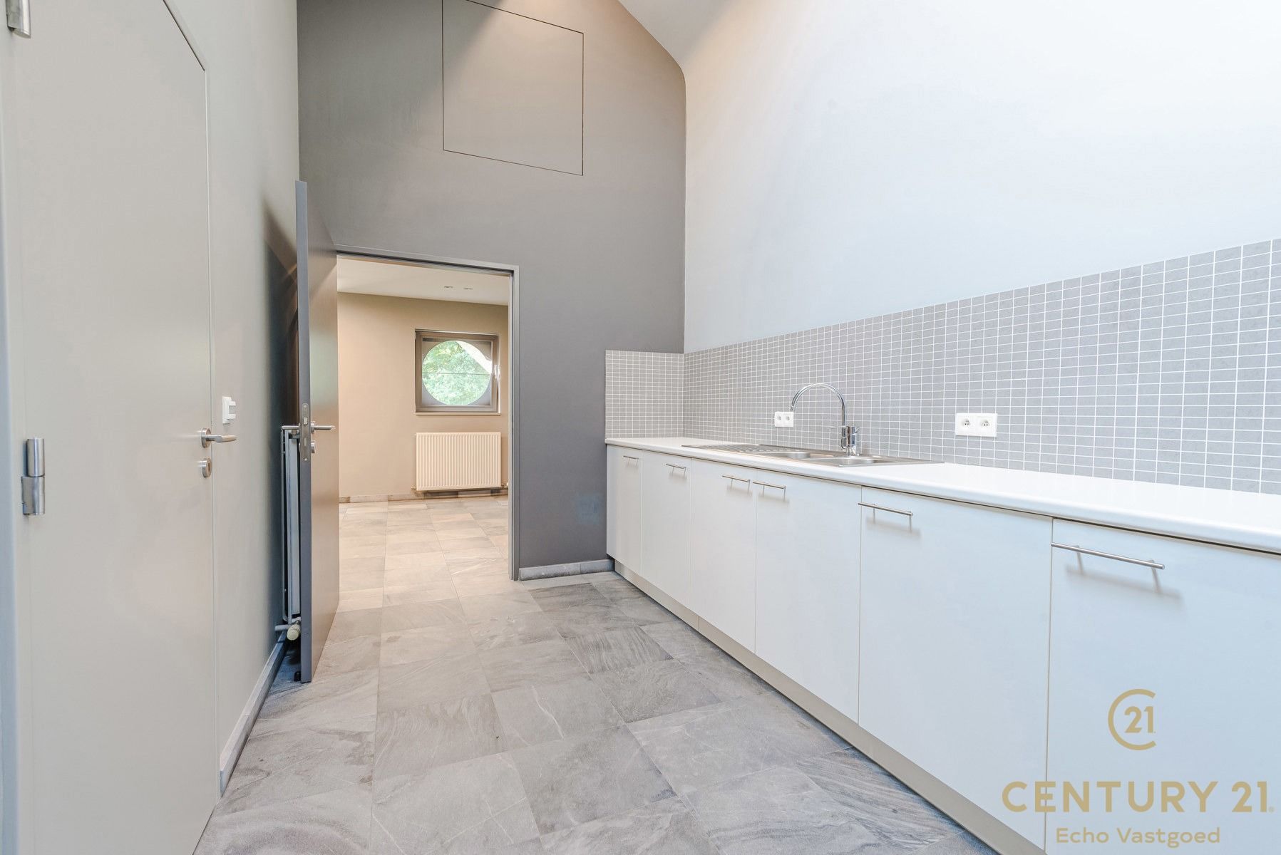 Luxe, ruime penthouse (192m²) met groot terras tegen het bos foto 27