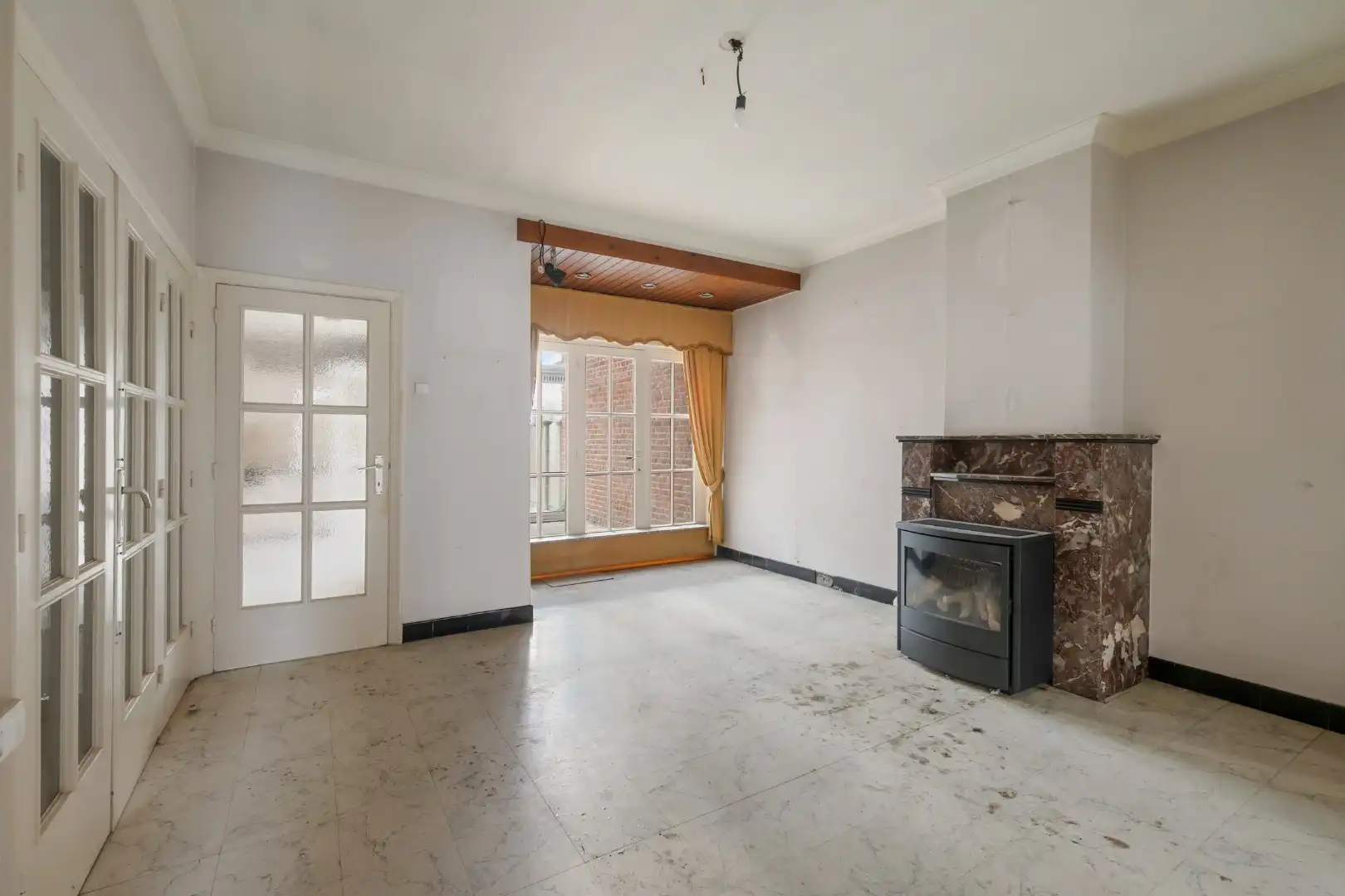 Woning met 7 slaapkamers en tuin met uitweg in Dadizele-centrum foto 3