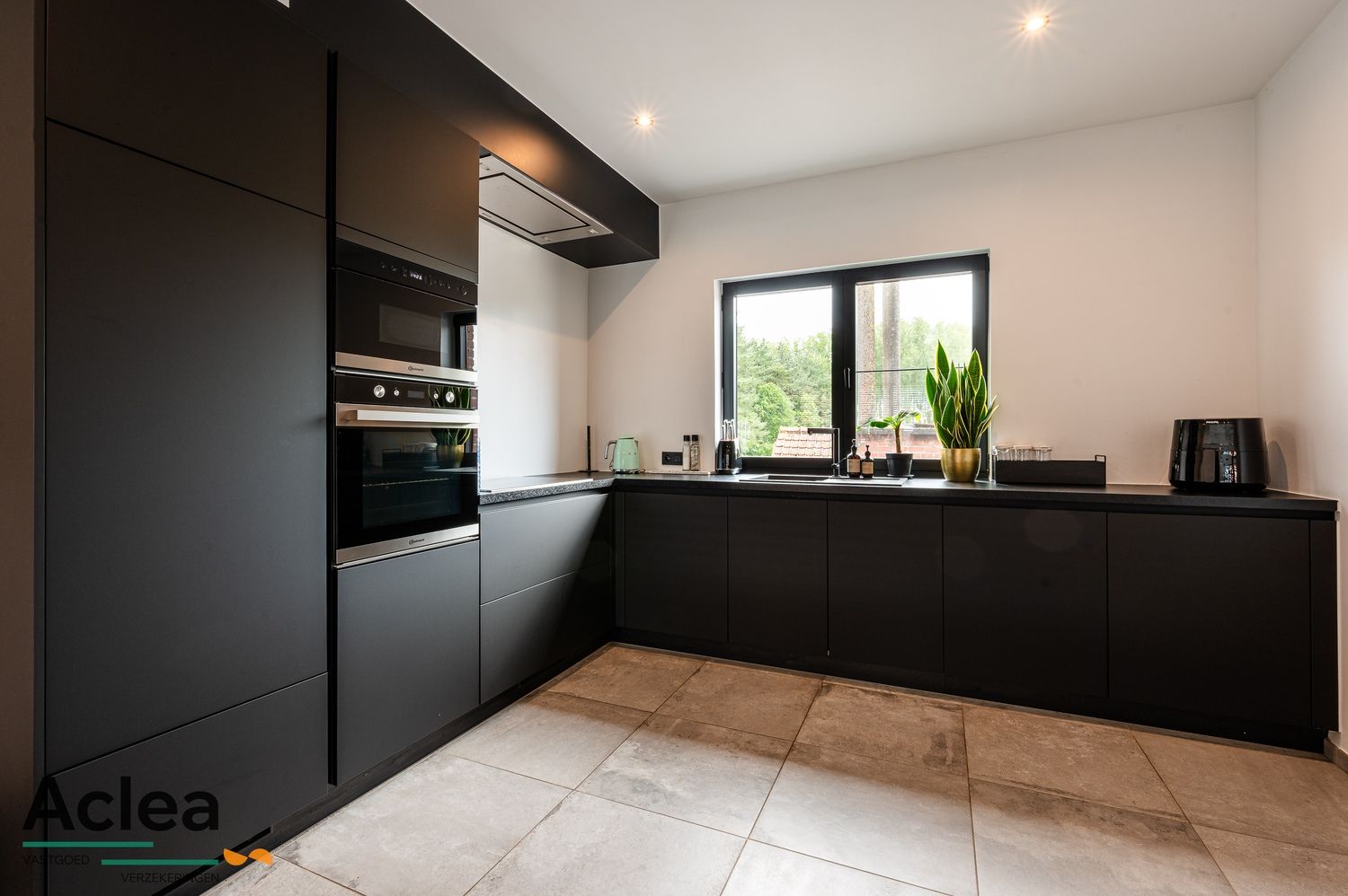 Prachtige duplex van 209m² met groot magazijn van 441m² én tuin foto 9