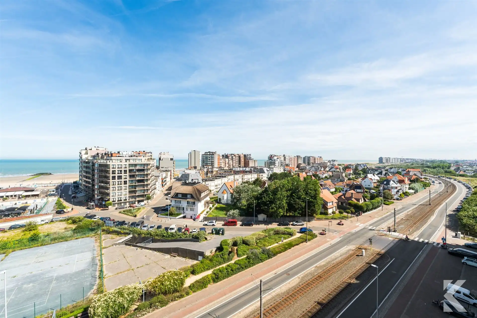Gerenoveerde penthouse, 65 m2 terrassen, panoramisch zicht foto 5
