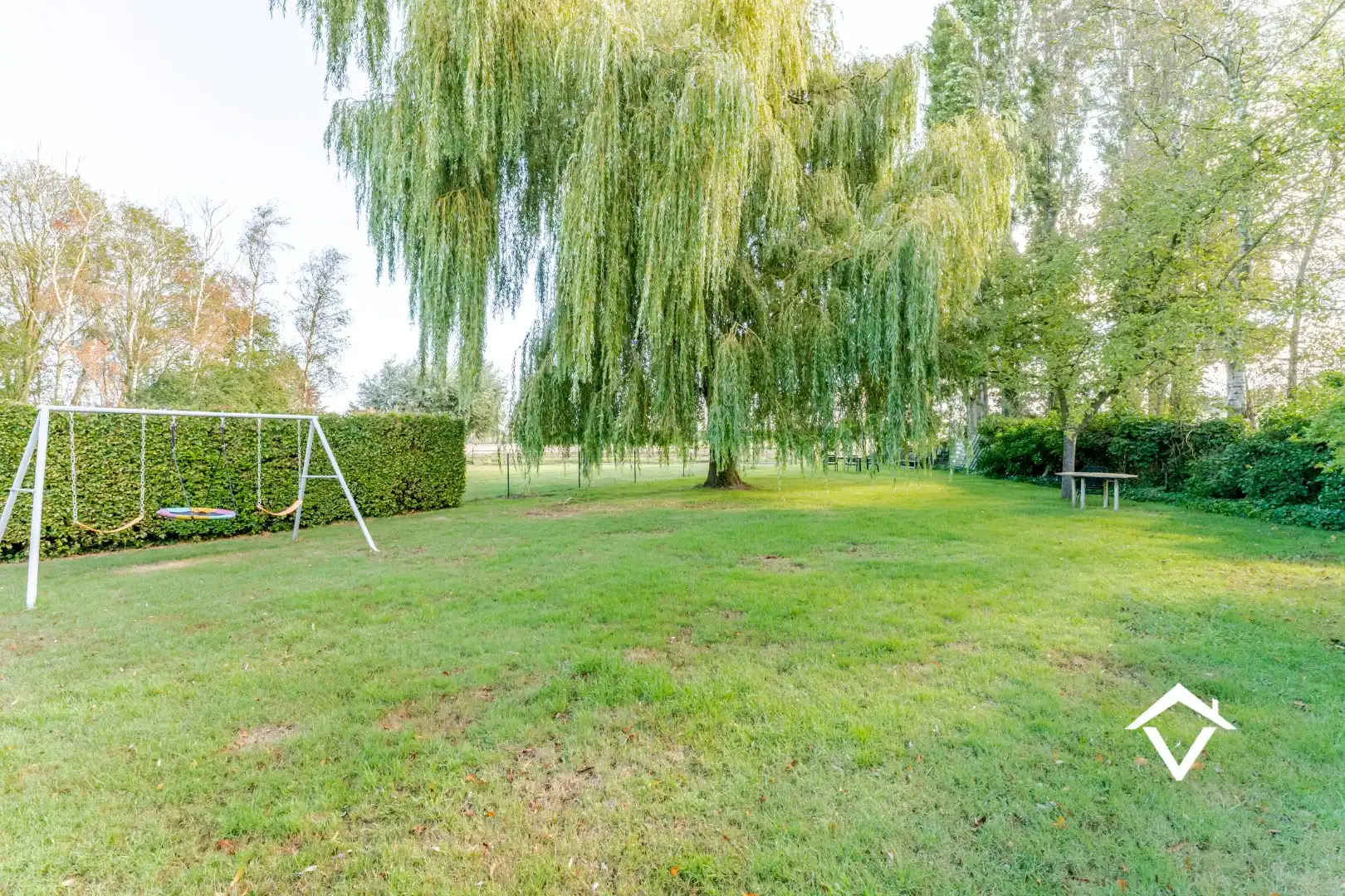 Instapklare woning met 6 slaapkamers op een topligging te Koekelare  foto 28