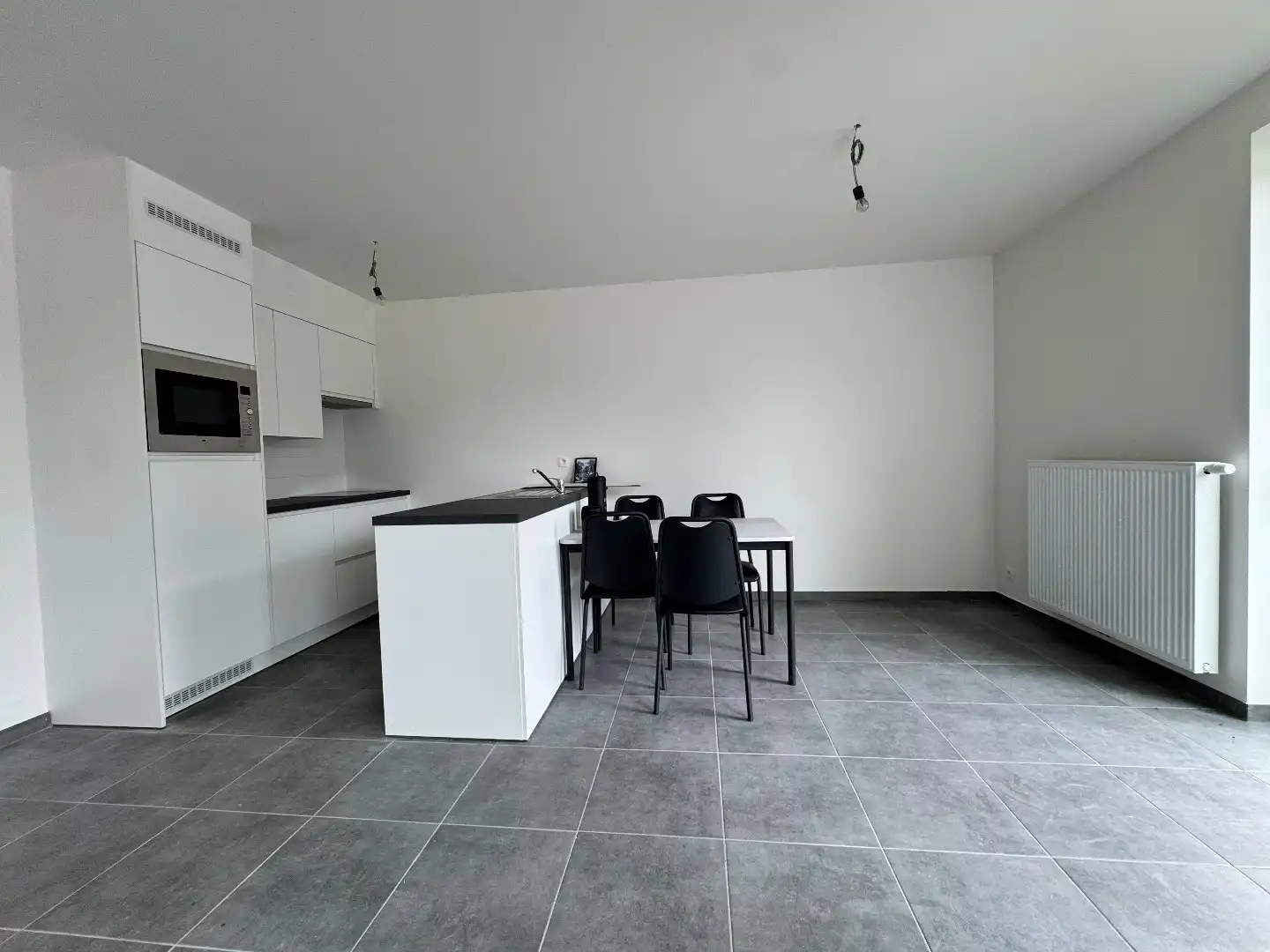 Appartement met 1 slaapkamer en parkeerplaats te Westrozebeke foto 8