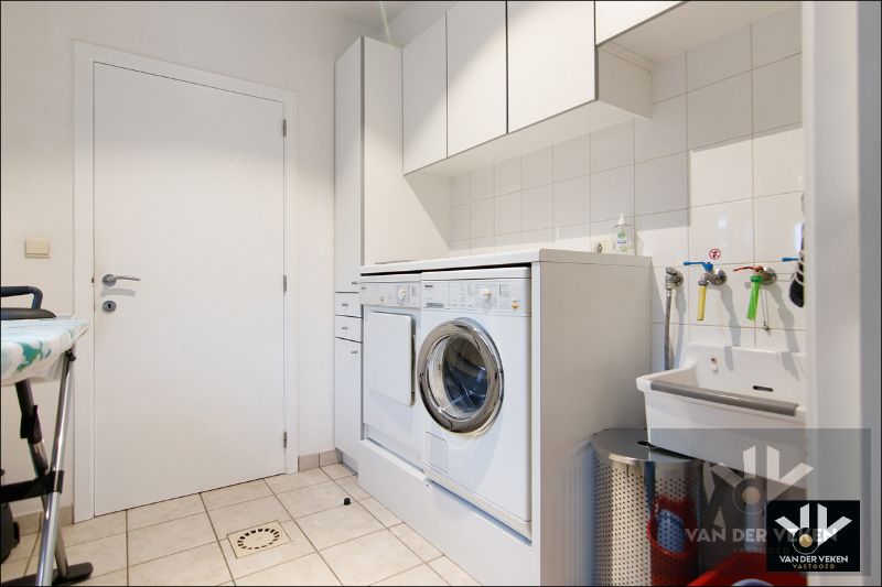 Interessante multifunctionele eigendom (kangoeroewoning) van +- 6 aren met optioneel aankoop weiland en stallingen van +- 31 aren foto 12