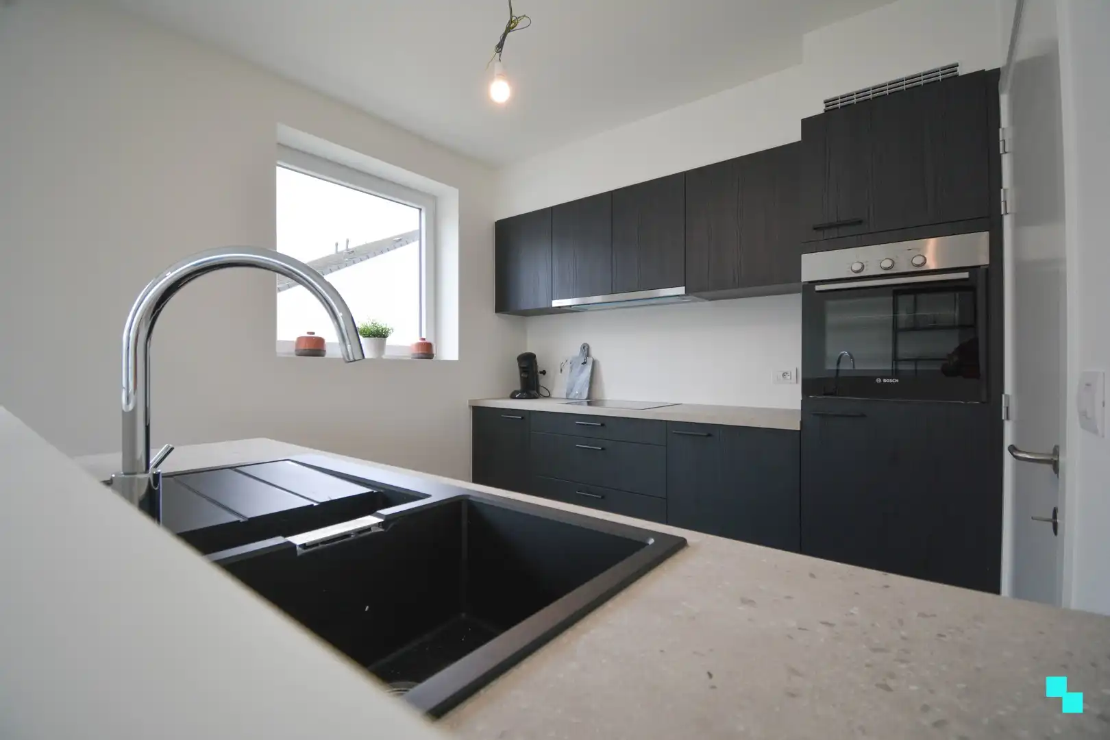 Aantrekkelijk, nieuwbouw appartement in dorpskern Gits foto 5