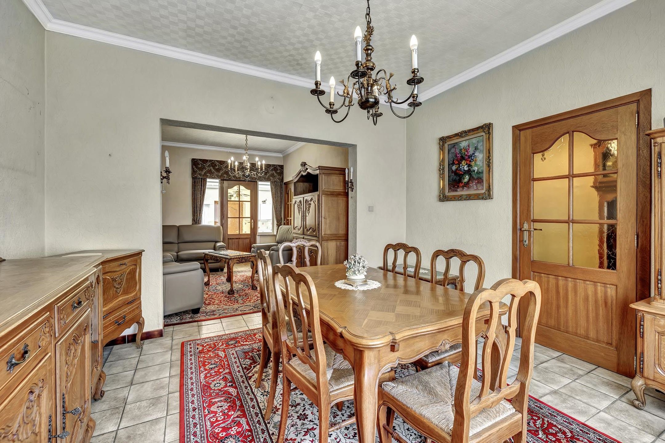 Te renoveren woning met naastliggende grond foto 8