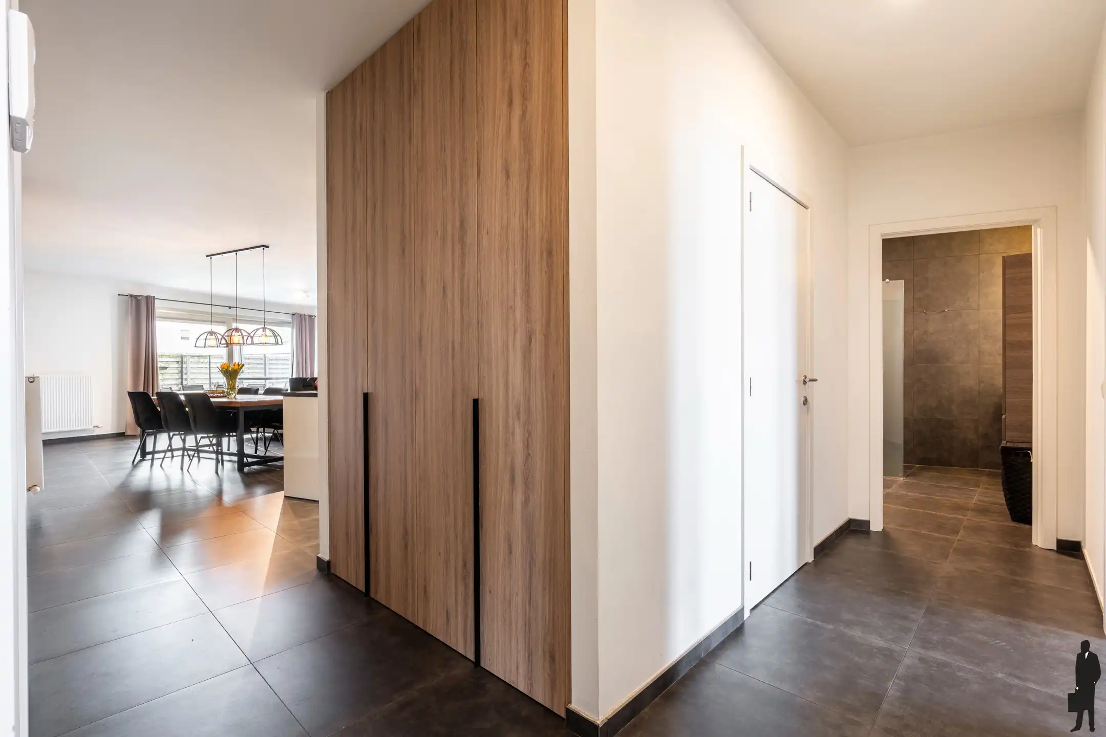 Instapklaar 2 slpk. appartement met zuidwest gerichte tuin te Vlimmeren  foto 2
