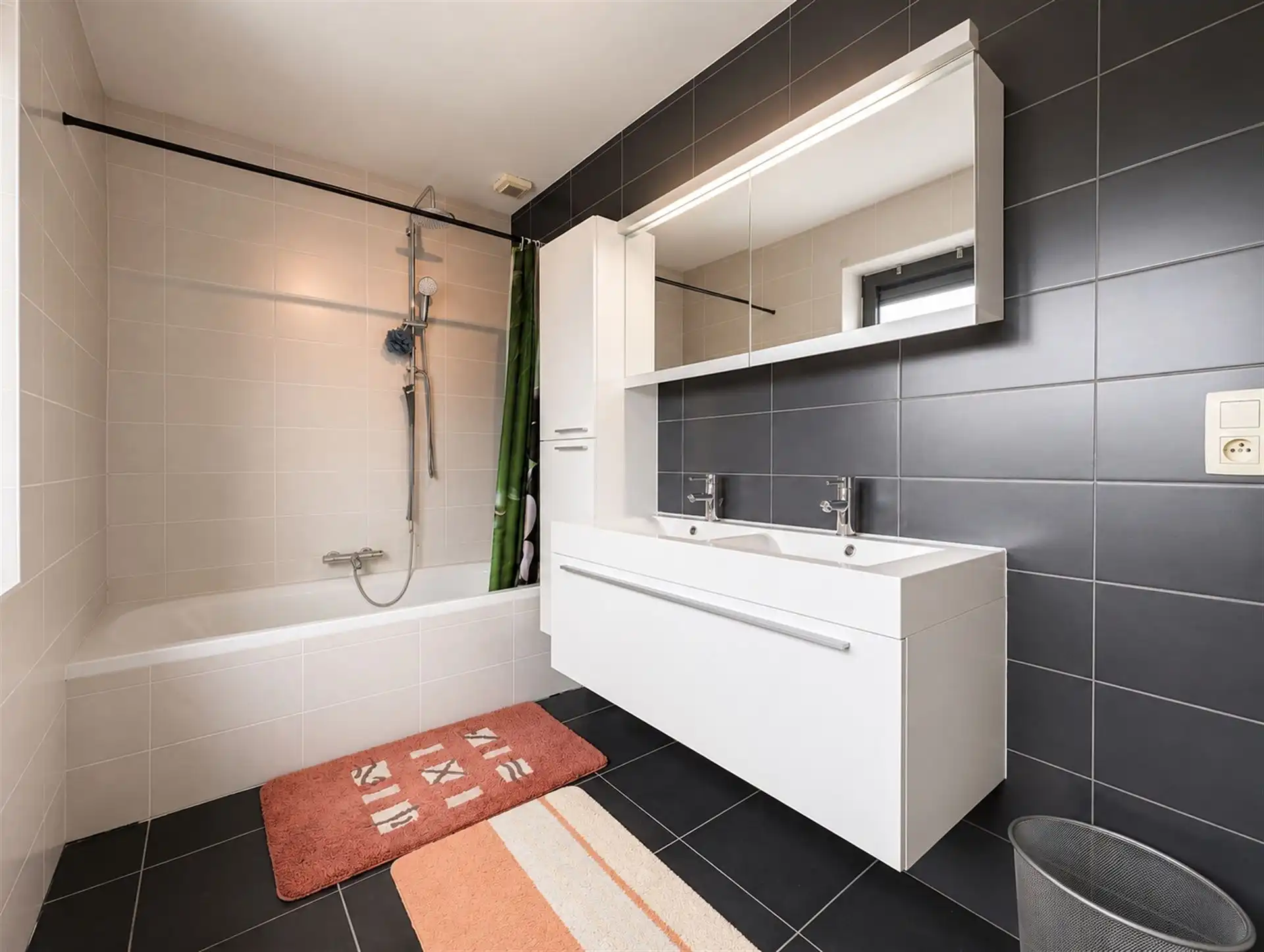 Ruim duplexappartement van 121 m² met 2 terrassen in Riemst foto 14