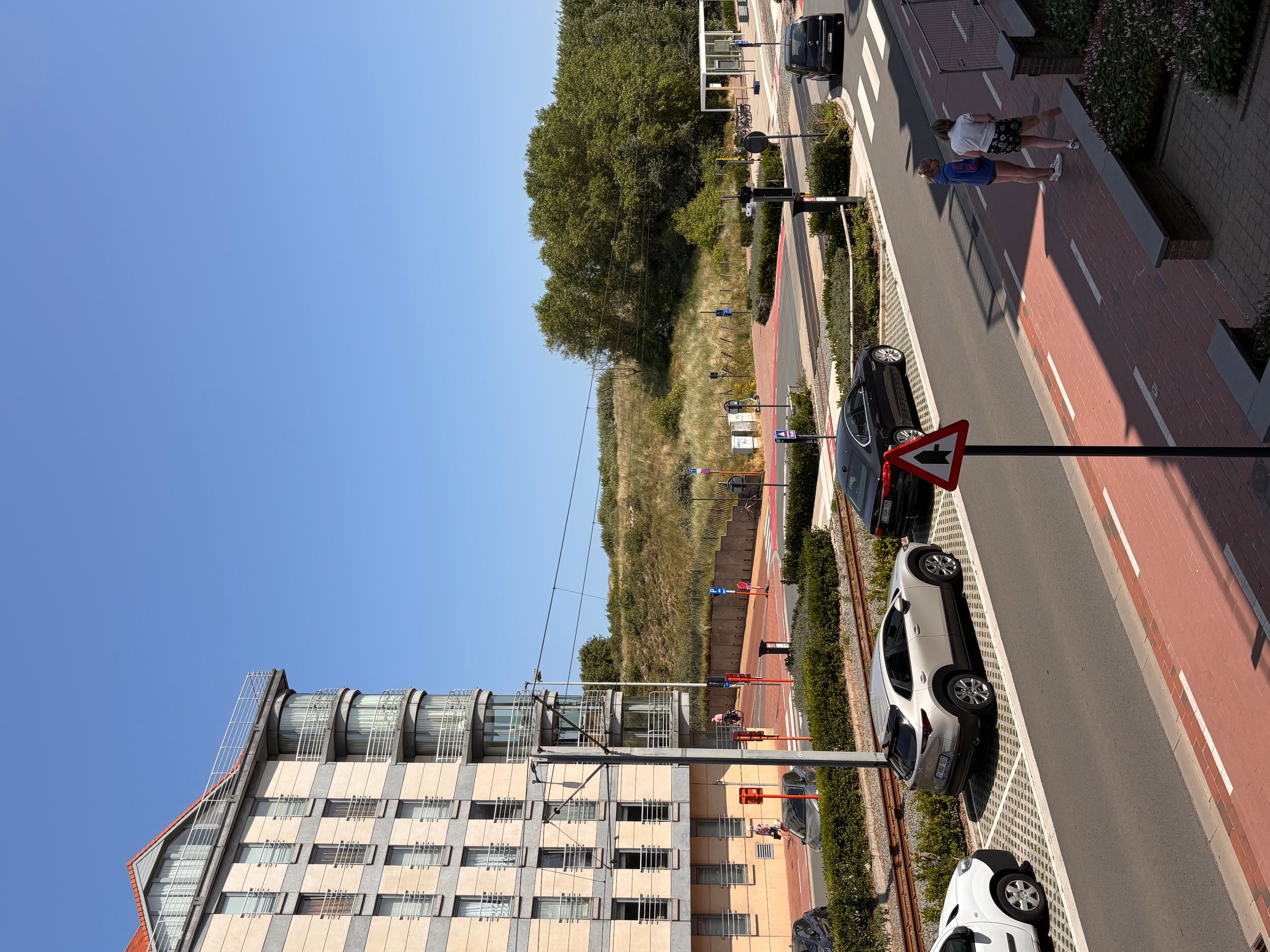Ruim appartement met terras en zijdelings duinzicht foto 15