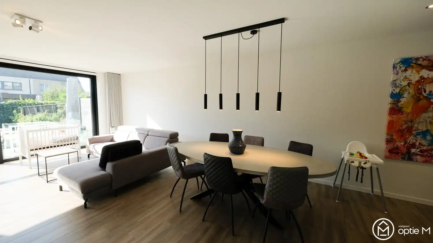 Stijlvol wonen in Hasselt: gezellige woning met 3 slaapkamers, tuin, garage en kelder te huur - ideale uitvalsbasis voor stedelijk leven in je eigen bubbel foto 7