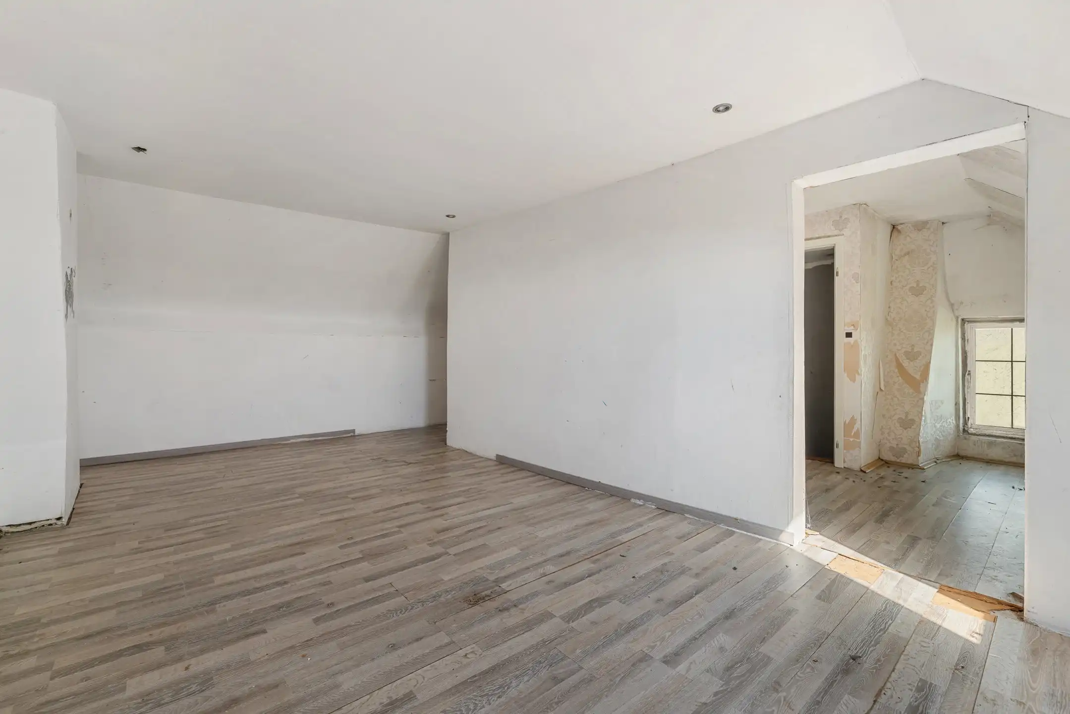 Halfvrijstaande woning in het centrum van Riemst foto 25
