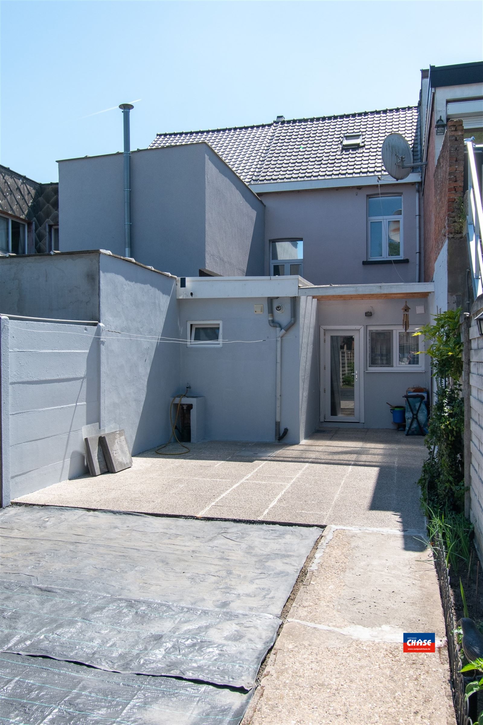 Instapklare woning met 4 slaapkamers en tuin foto 8