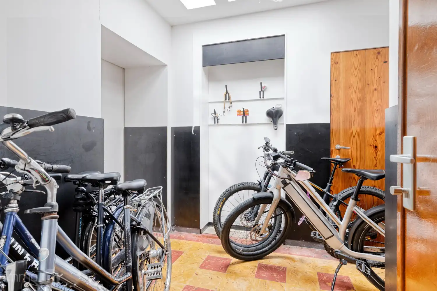 Opbrengsteigendom met 9 appartementen en handelsruimte op toplocatie nabij station Leuven foto 27