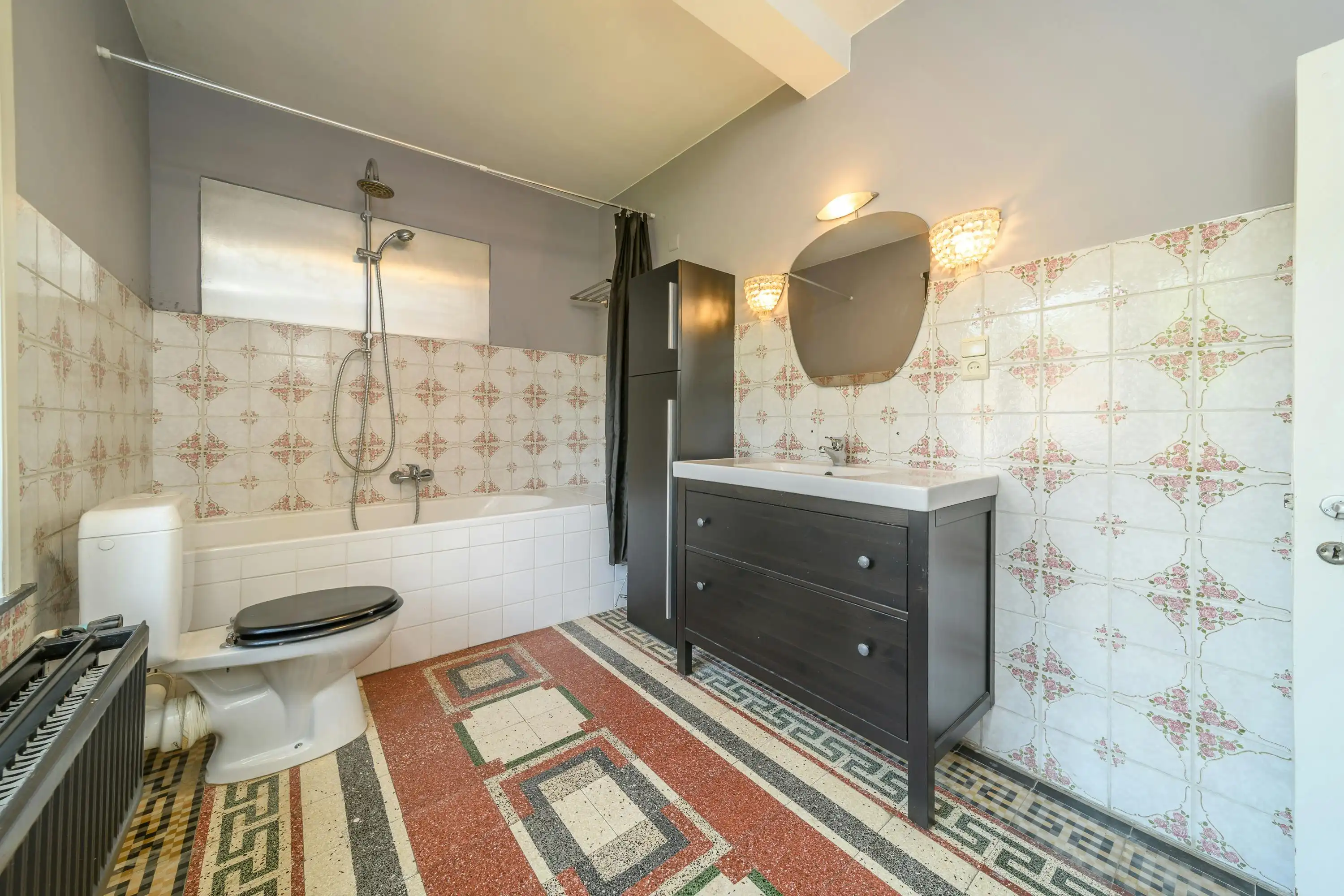 Te renoveren villa te Hertsberge foto 5