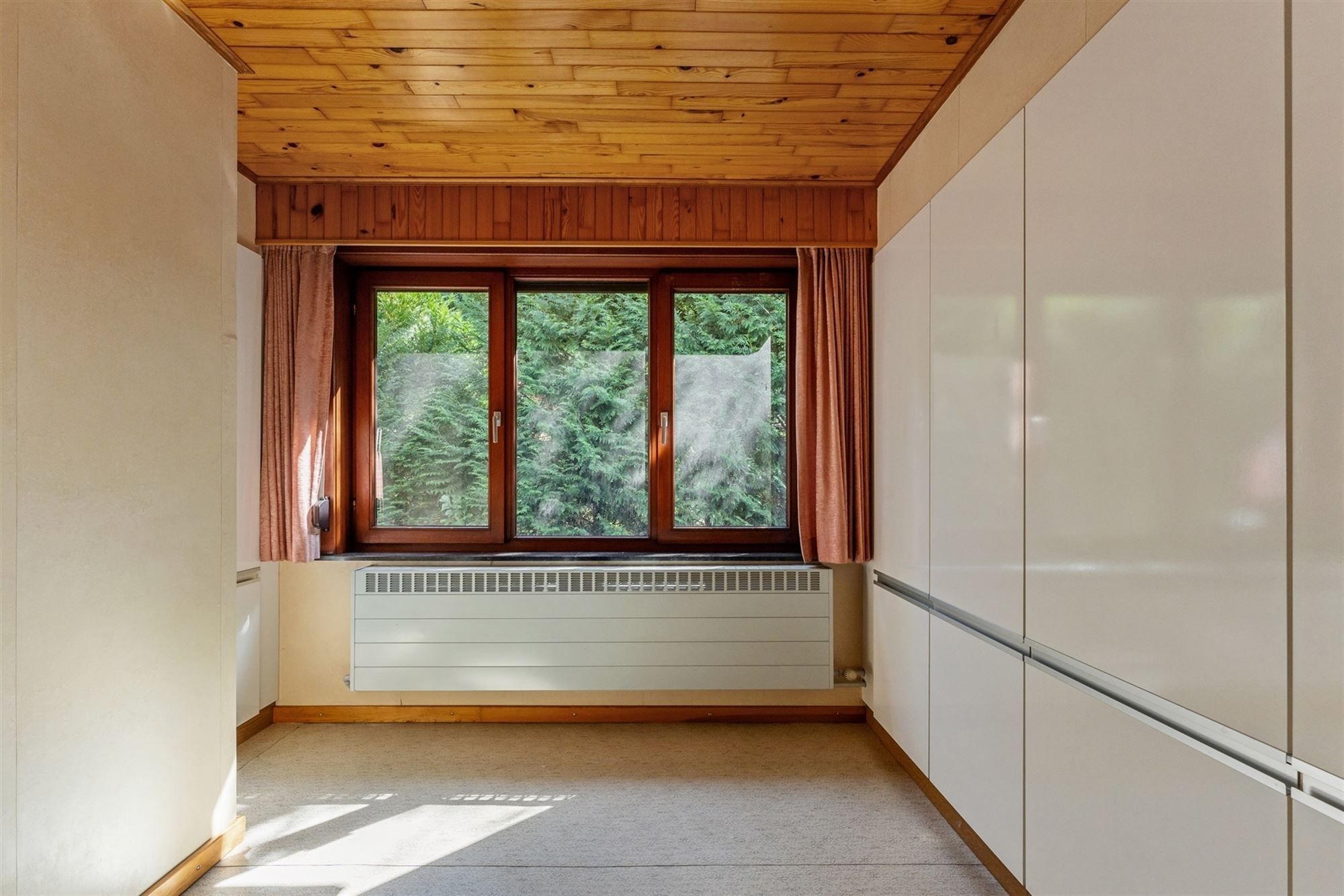 OP TE FRISSEN WONING MET 3 SLAAPKAMERS, SUPER RUSTIG GELEGEN OP EEN PERCEEL VAN 10A TEMIDDEN VAN HET GROEN TE HAM foto 18