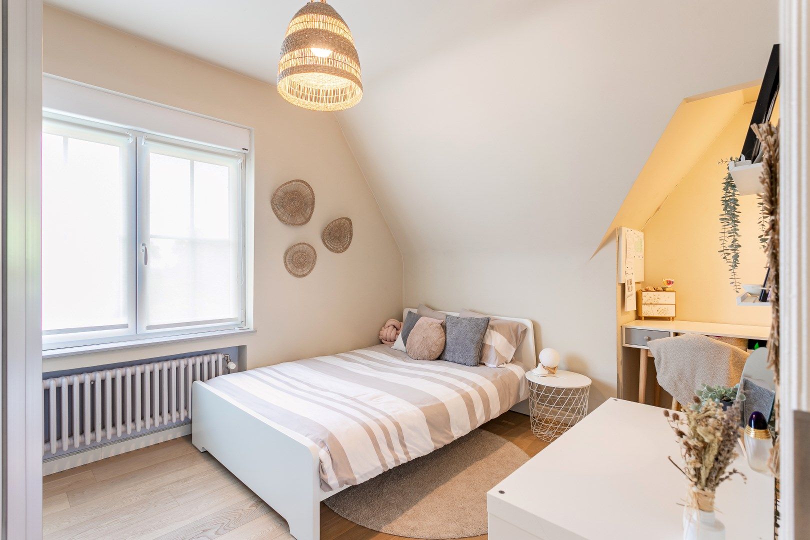 Charmante instapklare woning met 3 slpk en een prachtige tuin. foto 23
