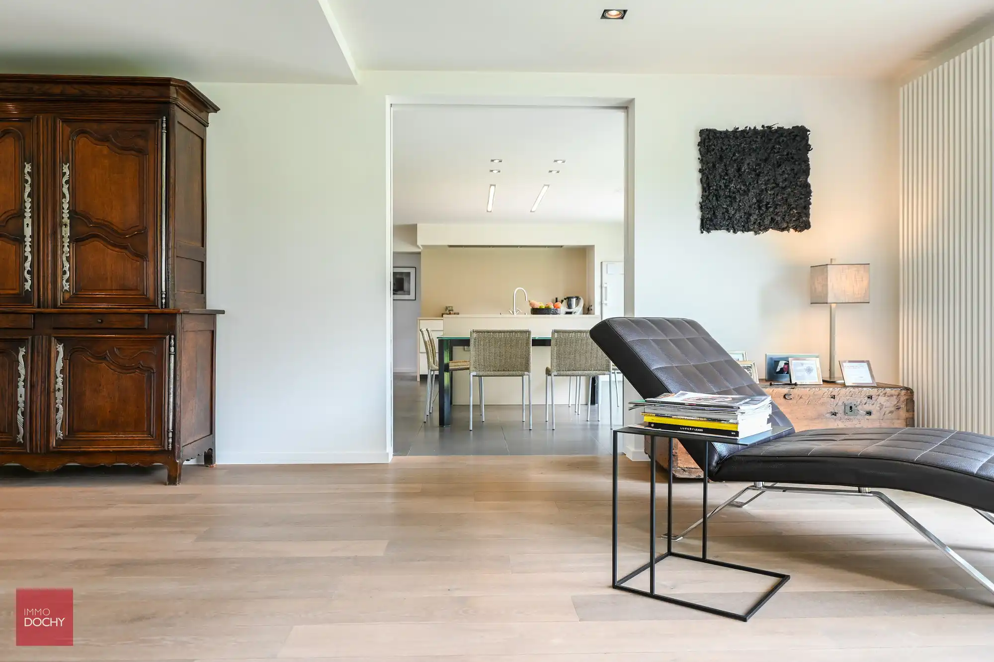 Instapklaar landhuis met bijgebouw foto 16
