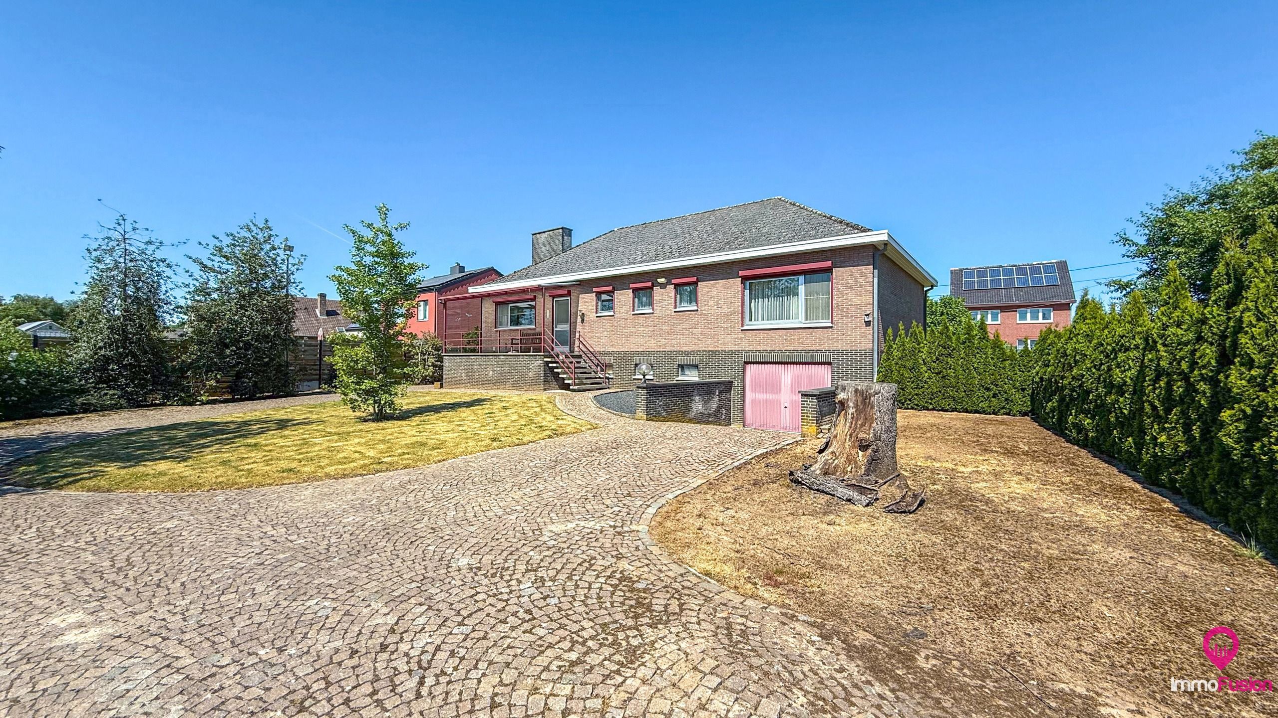 Mooie, volledig onderkelderde bungalow met 3 slaapkamers!  foto 34