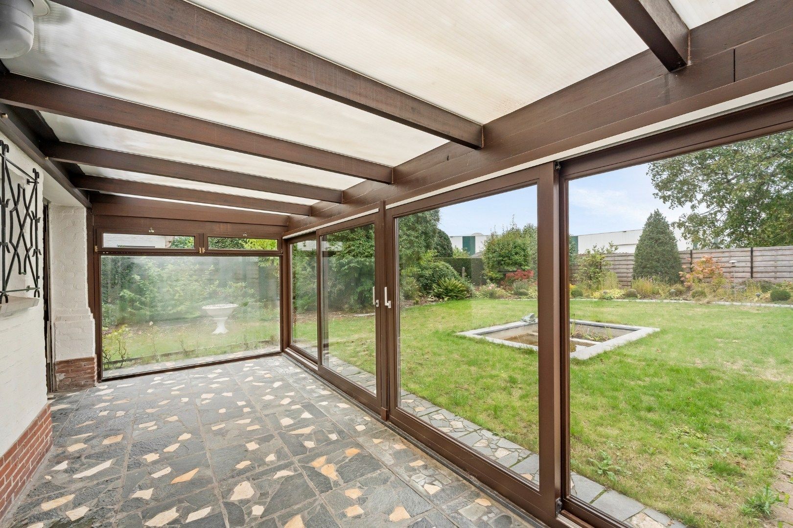 Charmante alleenstaande woning met 3 slaapkamers en garage te Menen foto 6