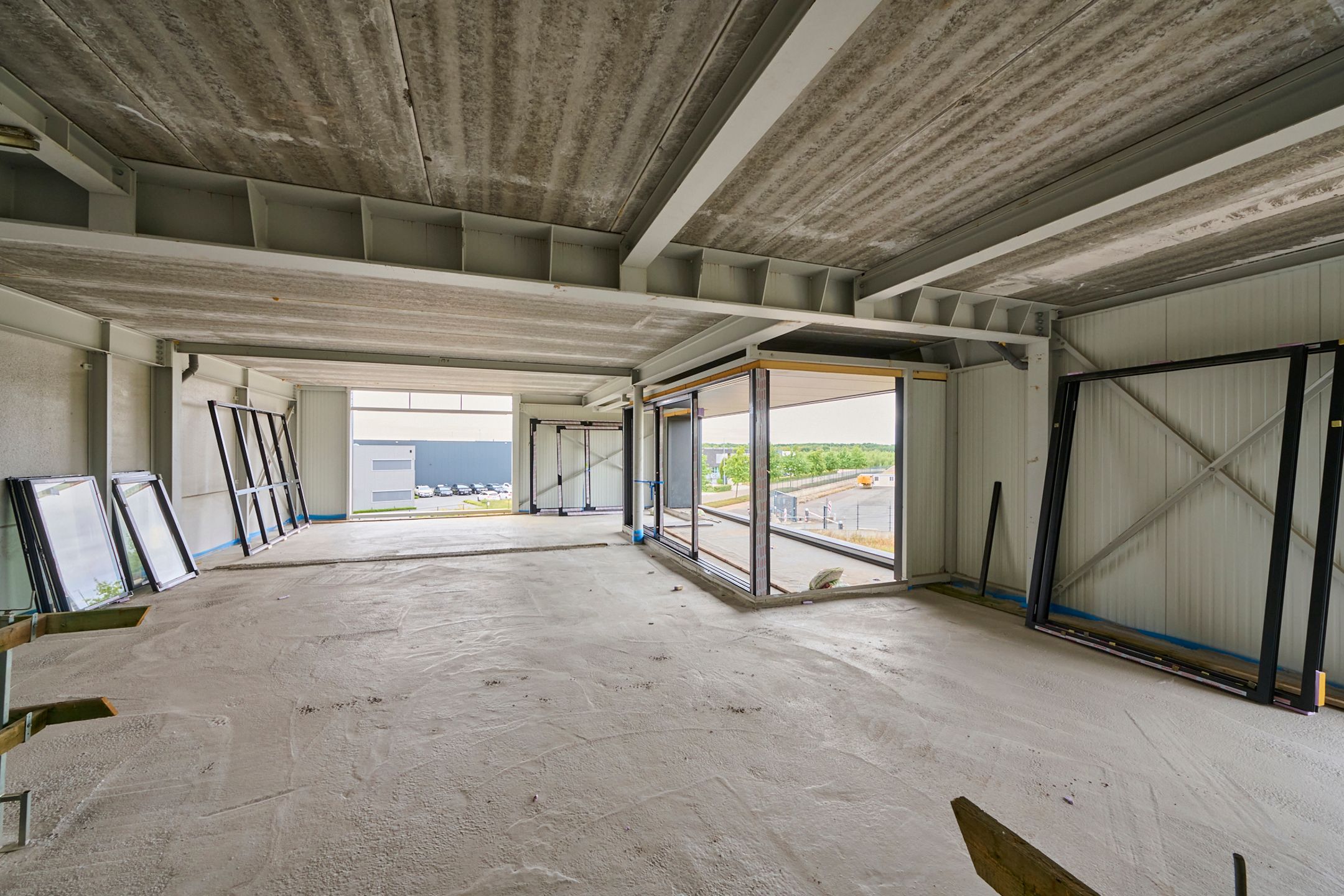 TE KOOP GENK: KMO-unit | kantoren | woonst - Kompellaan foto 13