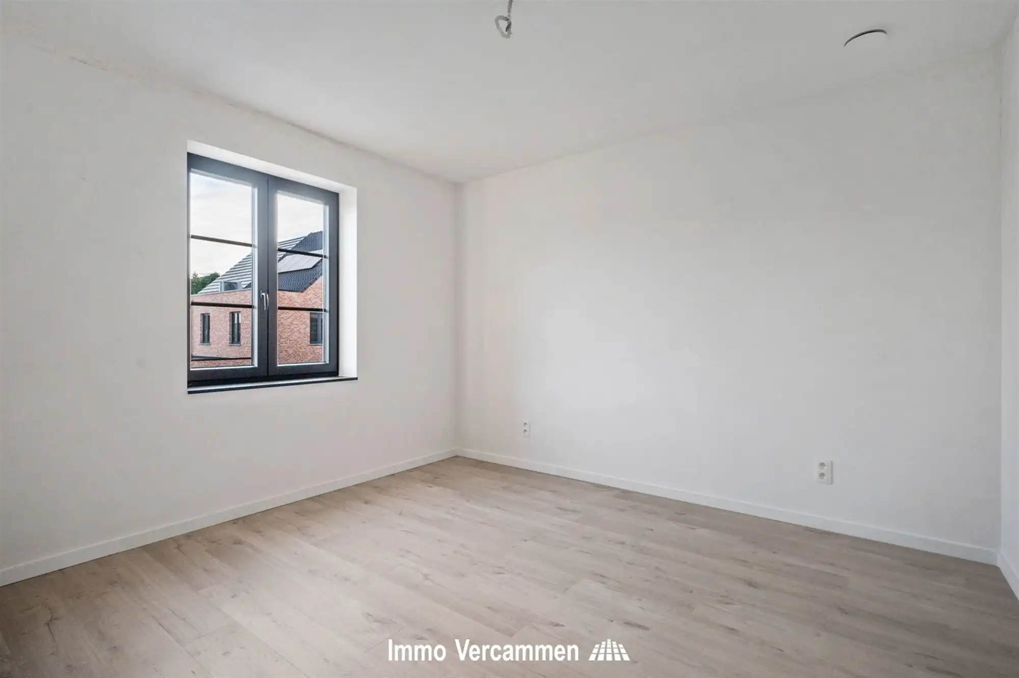 Perfect instapklare nieuwbouwwoning te Blaasveld foto 14