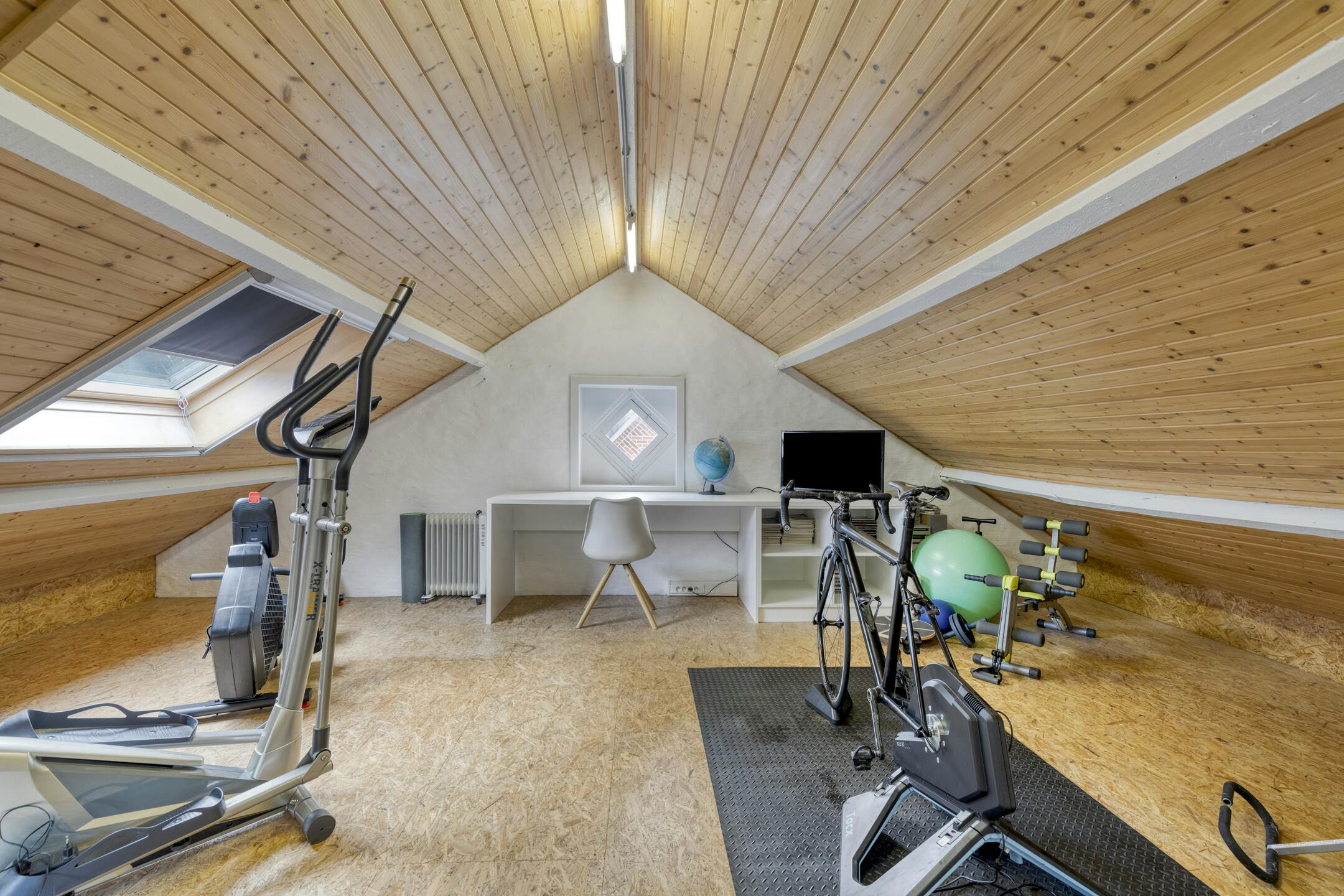 Instapklare woning met opslagplaats te koop in Oudenaarde foto 18