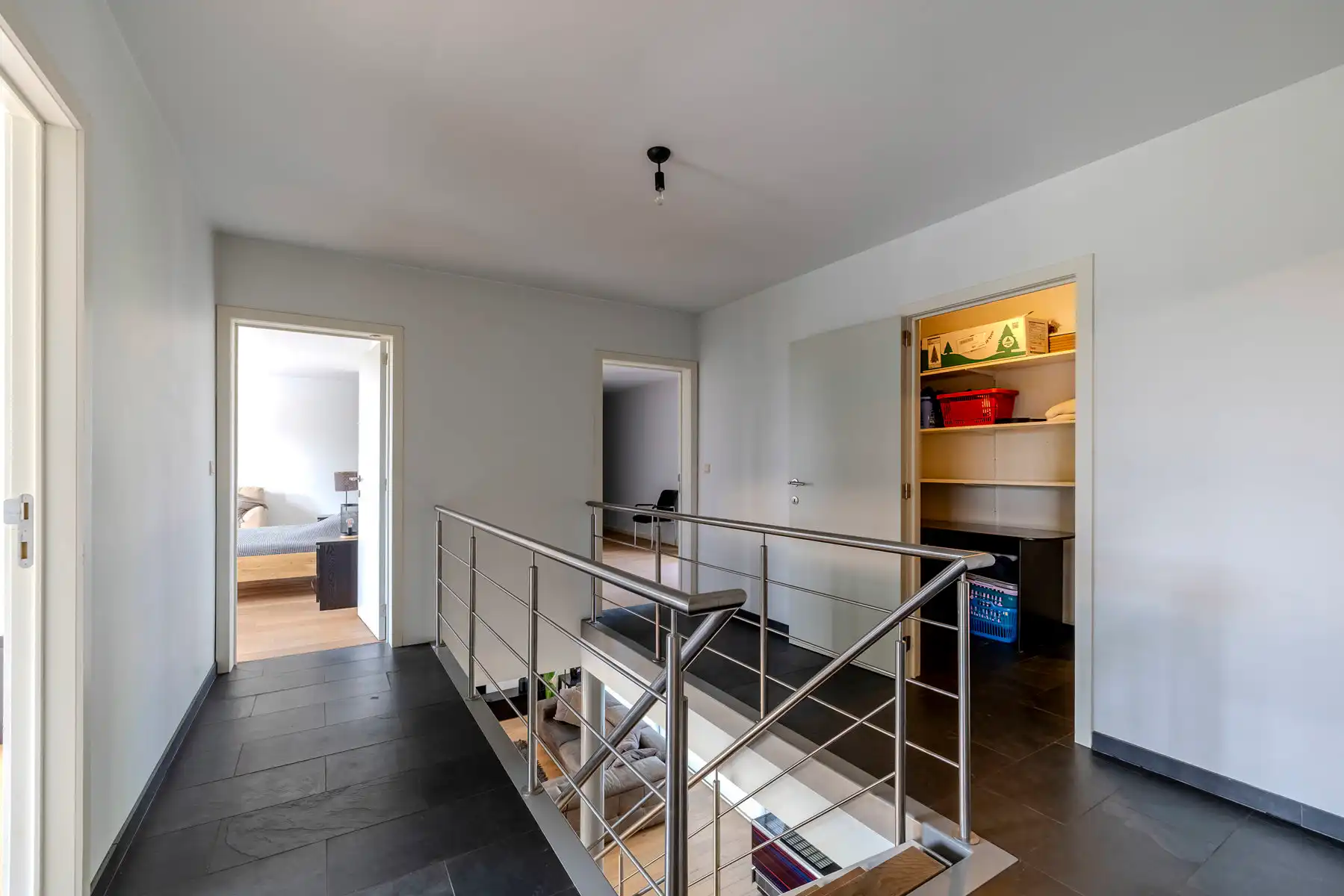 Moderne villa met zwembad op 1.282m² foto 20