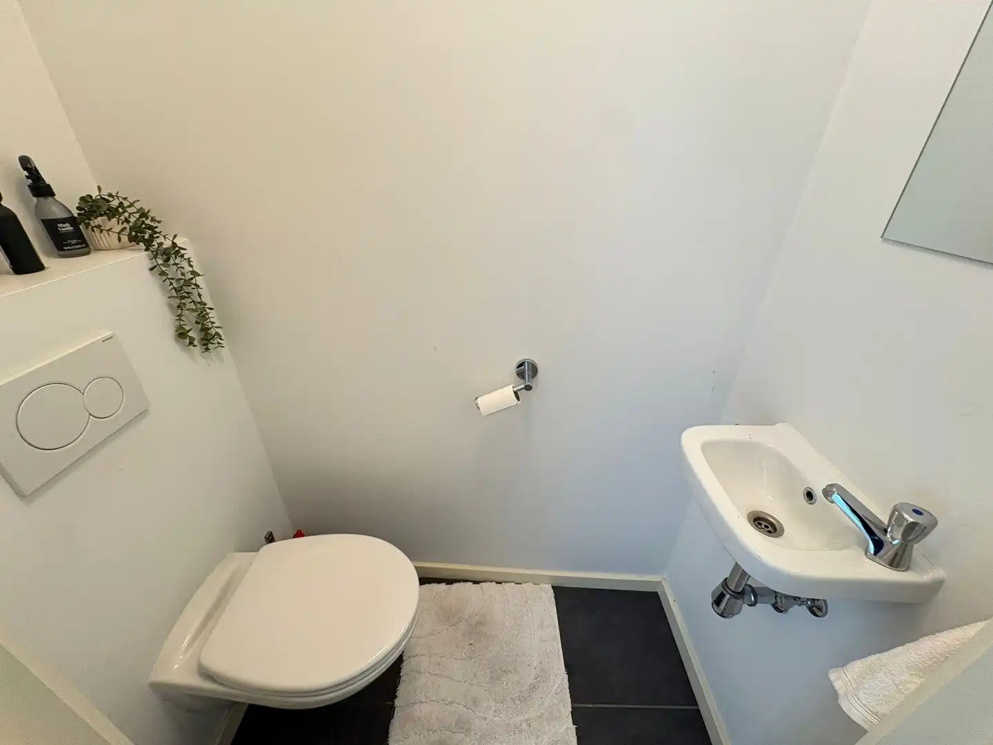 RUIM TWEE SLAAPKAMER APPARTEMENT MET TERRAS foto 12