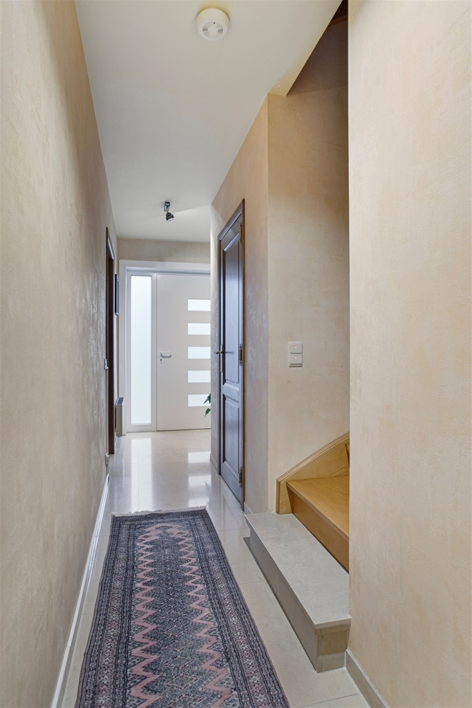 Instapklare woning in deelgemeente Bevere foto 5