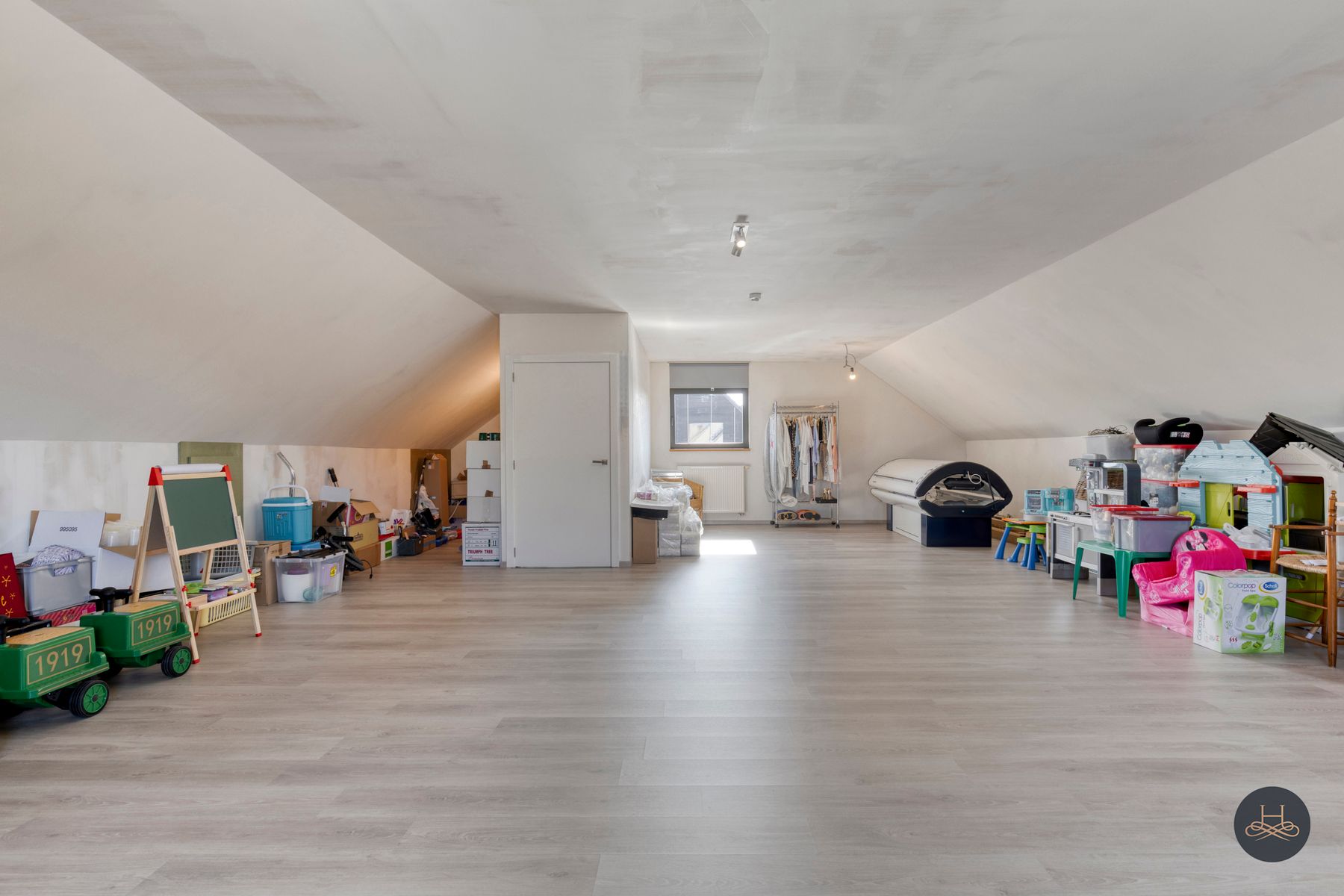 Hyperuitgeruste woning & broodjeszaak te Begijnendijk foto 30