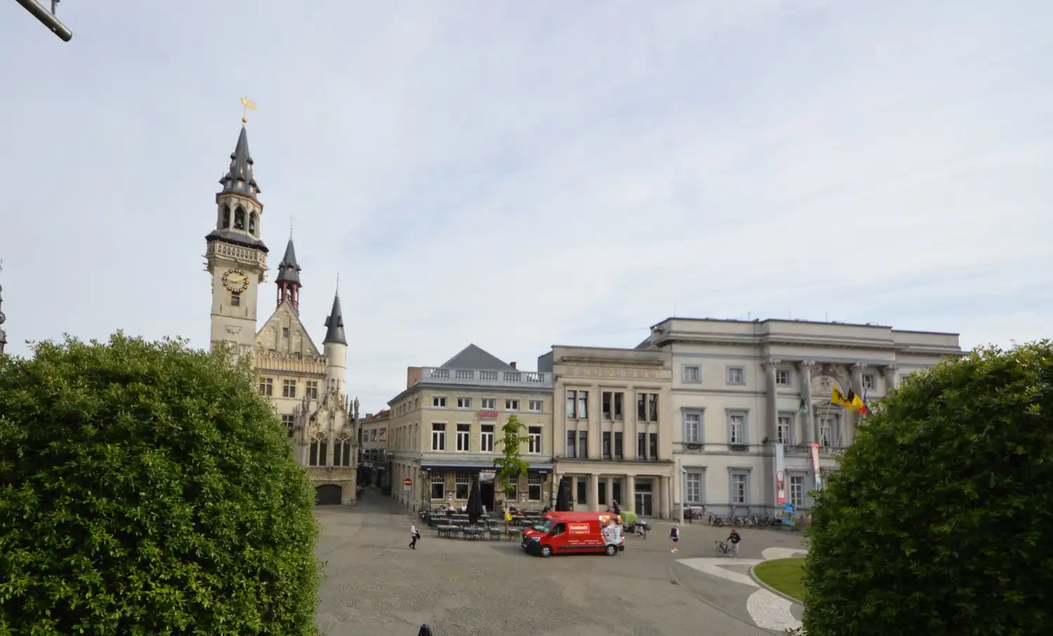 Handelsruimte te huur op toplocatie – Grote Markt Aalst foto 5
