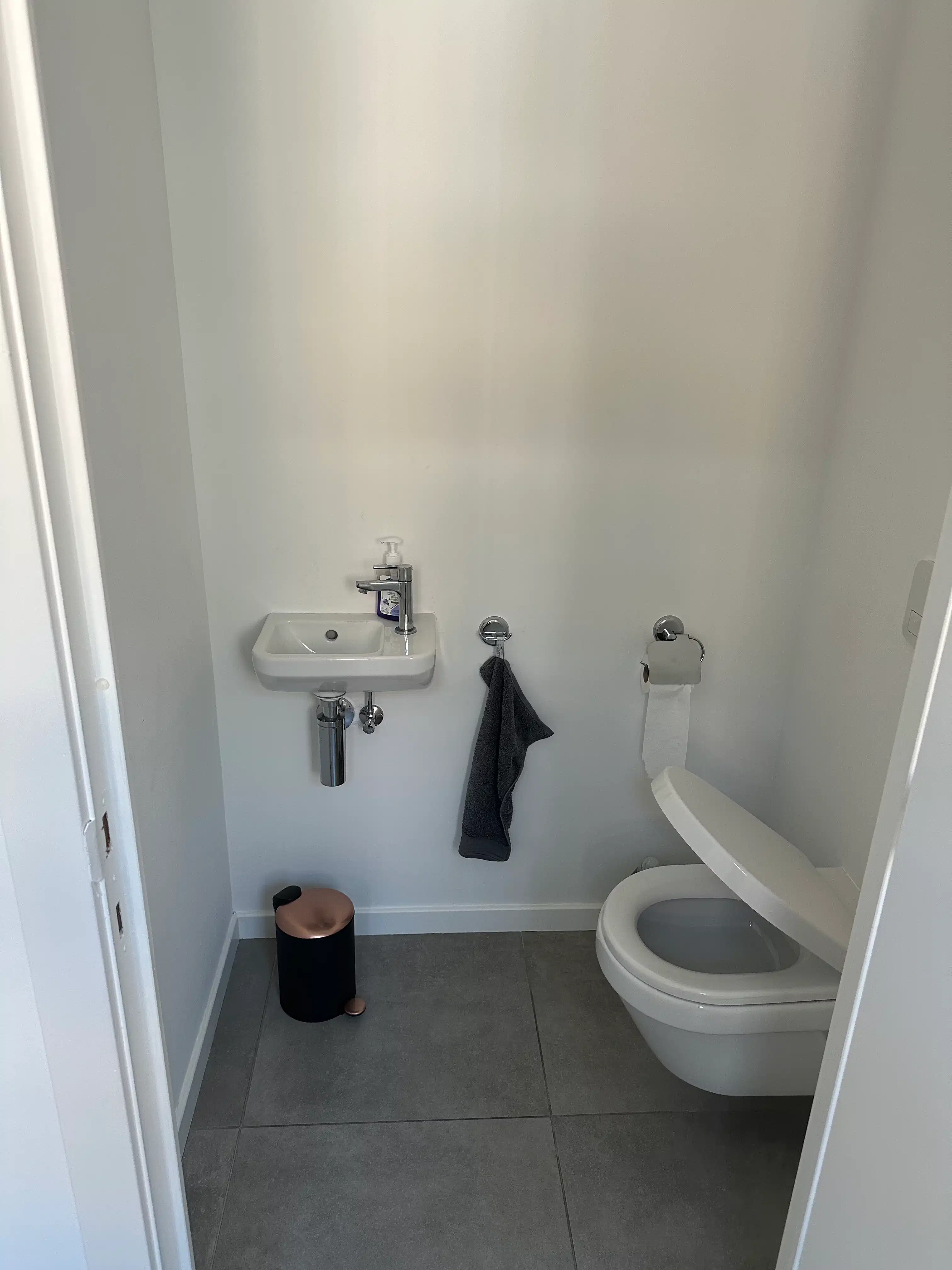 Modern 3-slaapkamer appartement met tuin in het centrum van Zottegem foto 23