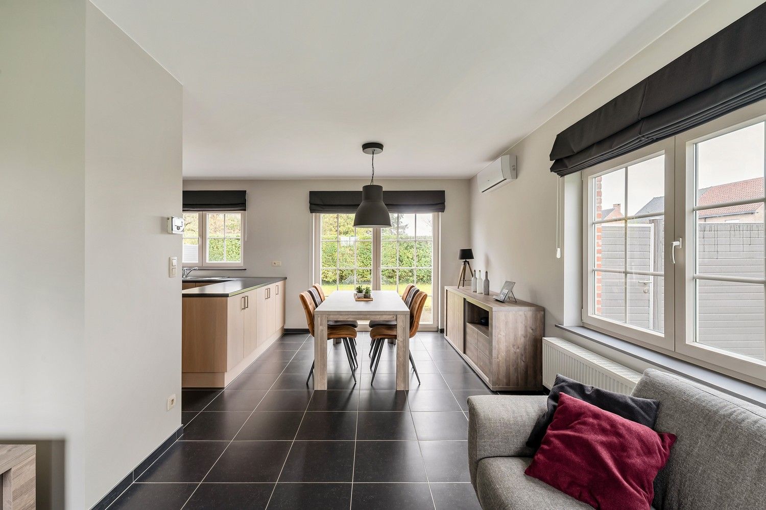 Ruime recente halfopen bebouwing met EPC-A foto 5