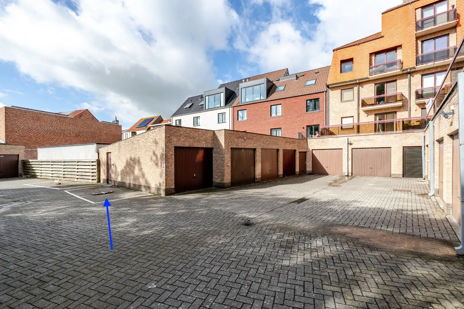 Prachtig en volledig gerenoveerd 2-slaapkamer appartement foto 13