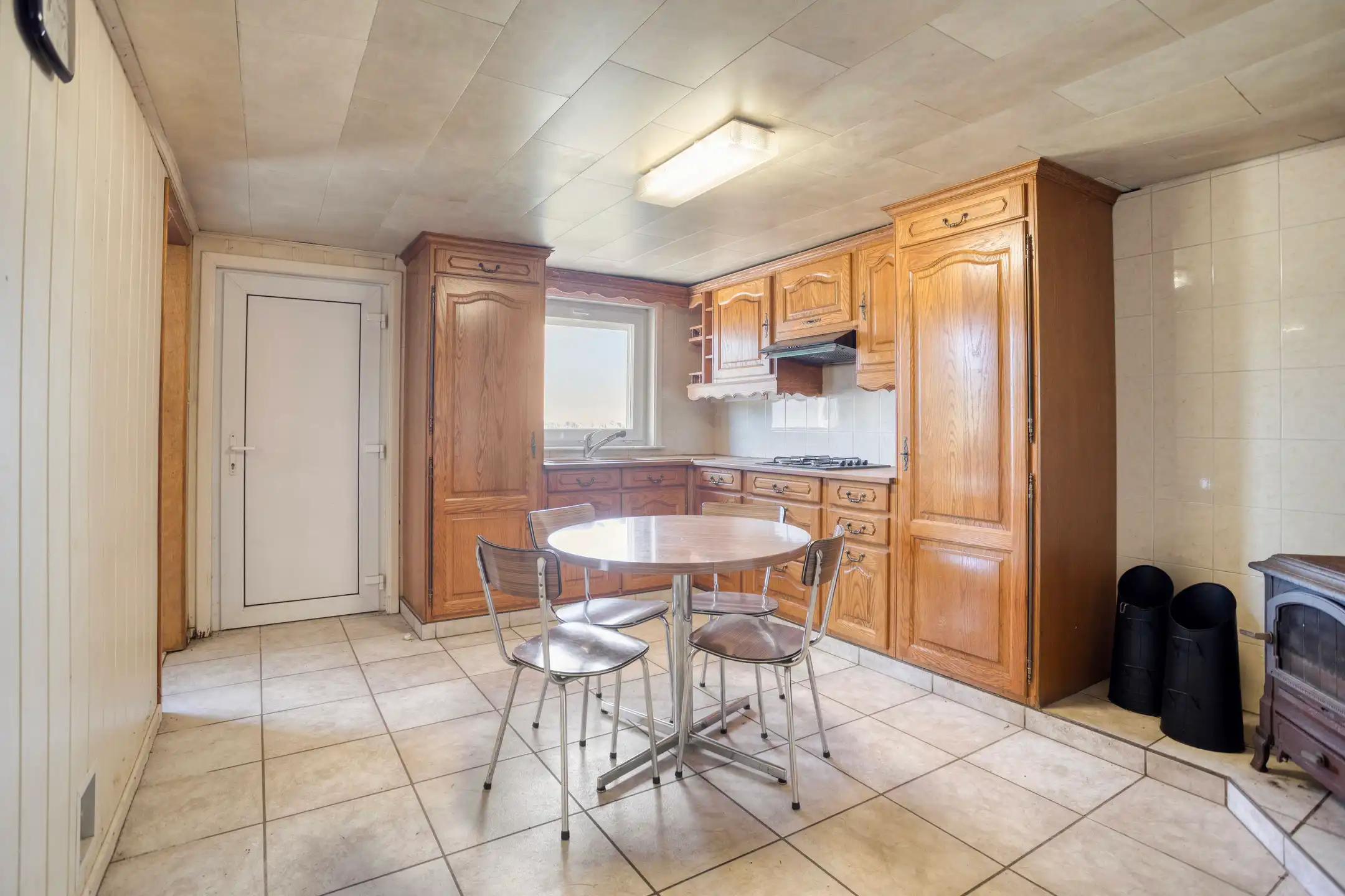 Te renoveren woning op een uniek perceel van 26are foto 9