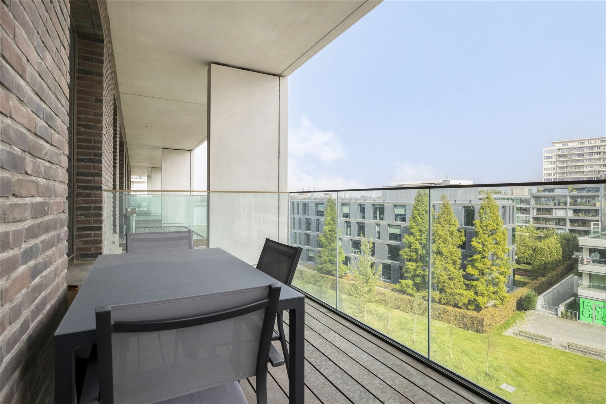 Lichtrijk appartement met 2 terras op het Nieuw Zuid in Antwerpen foto 5