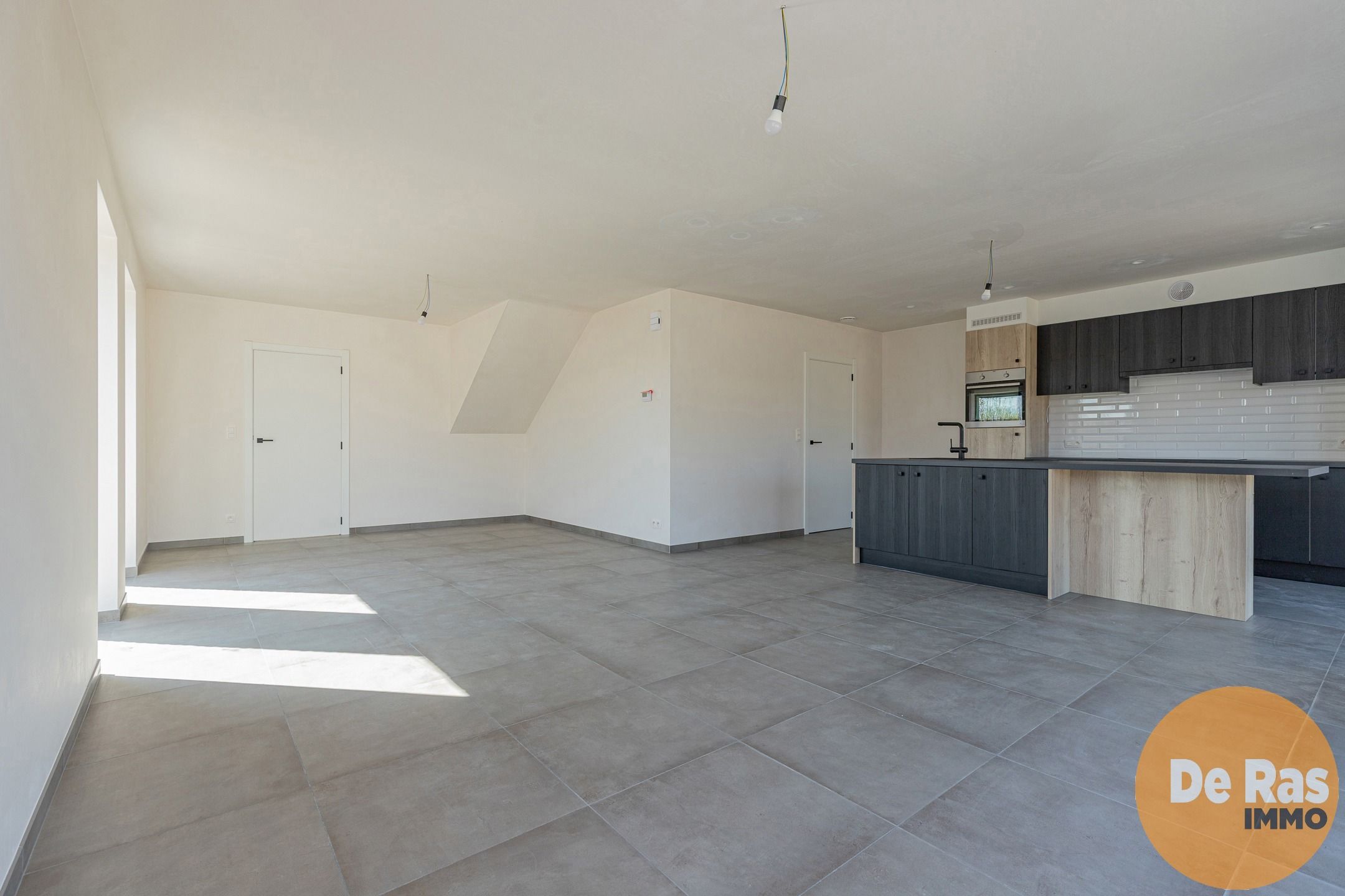 OPHASSELT- Prachtige nieuwbouw in moderne, hedendaagse stijl foto 2