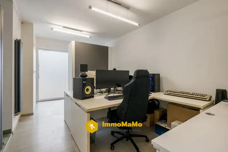 RUIME HALFOPEN BEBOUWING MET 4 SLAAPKAMERS TE KOOP IN LOKEREN foto 11