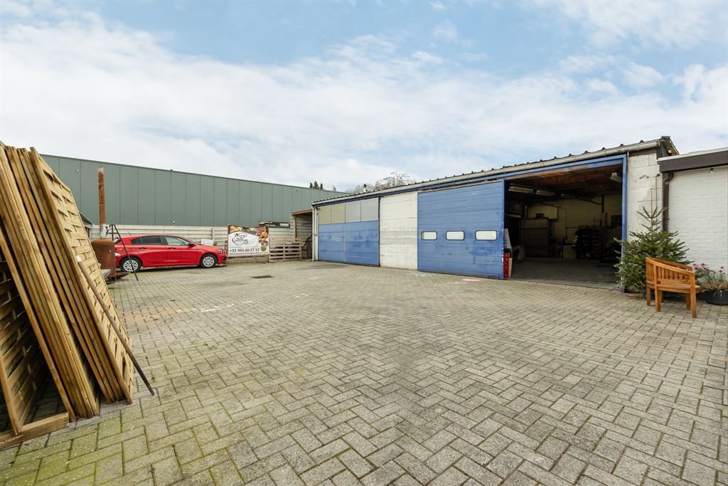 Woning met multifunctioneel magazijn foto 21