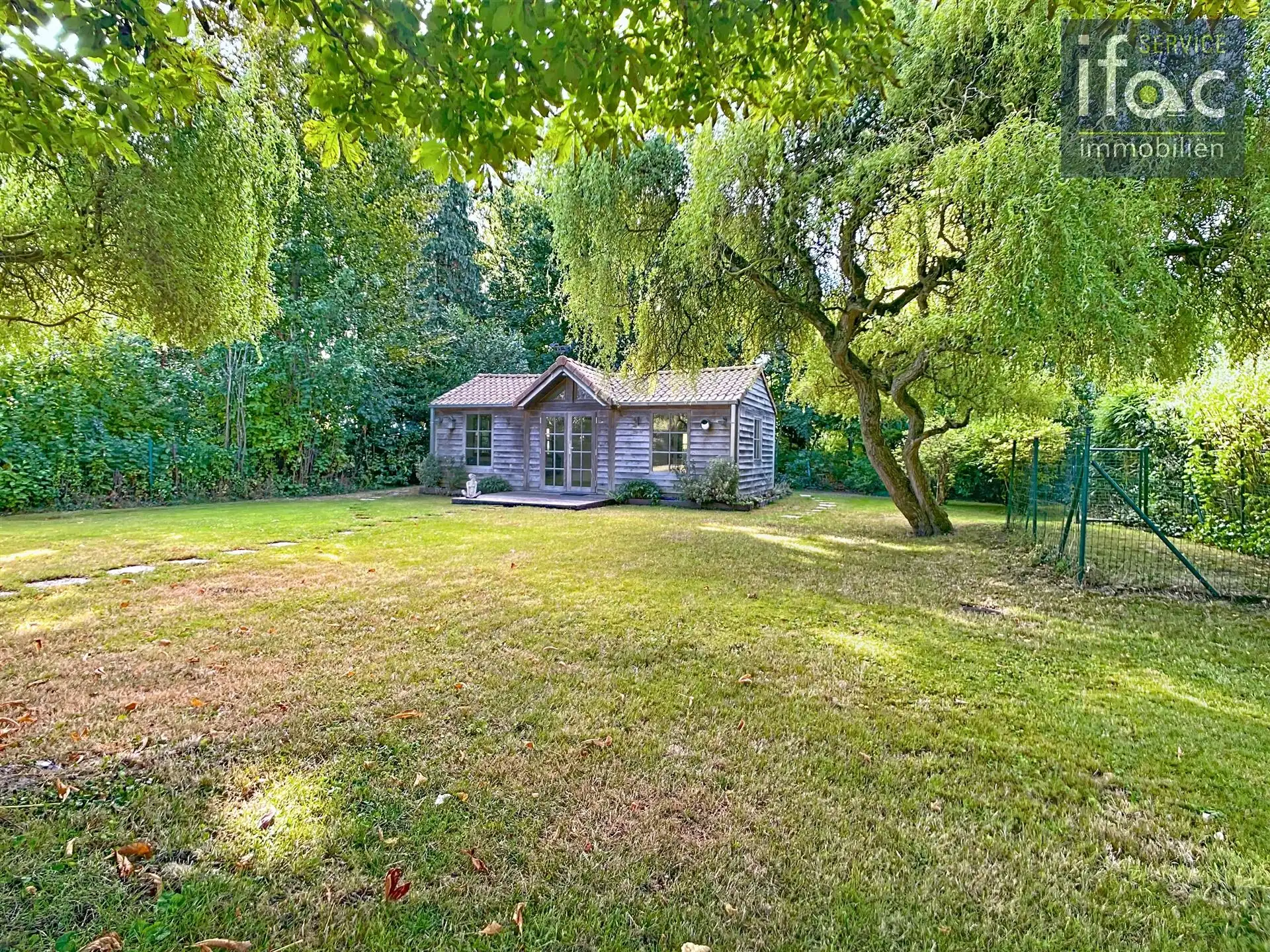 Fantastische villa met 3 slpk en bijbouw in tuin foto 4