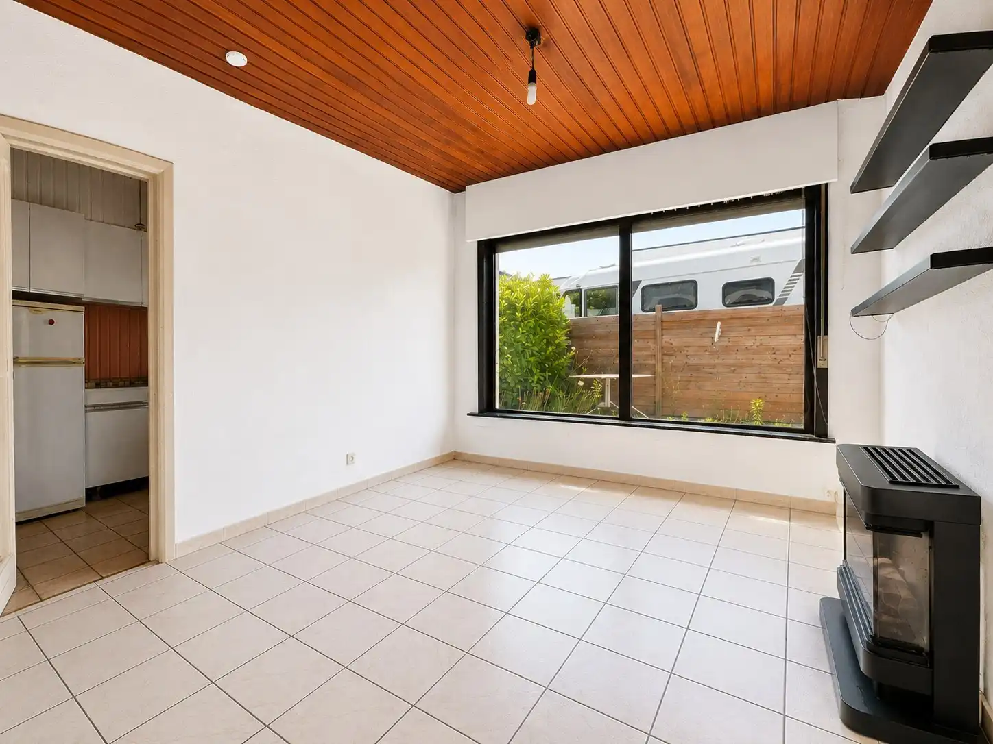 Te renoveren woning rustig gelegen in Maldegem foto 8