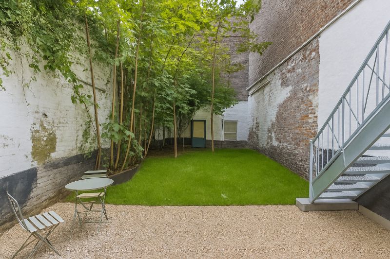 Statige burgerwoning met ziel in hartje Sint-Amandsberg! foto 4