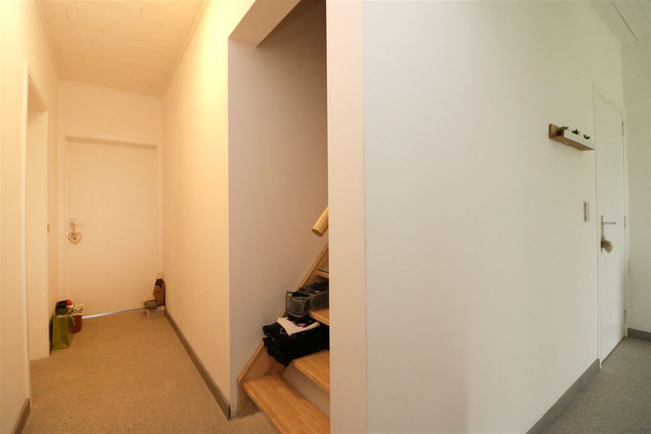 Gezellige woning, 4 slpk., inpandige garage, tuin foto 13