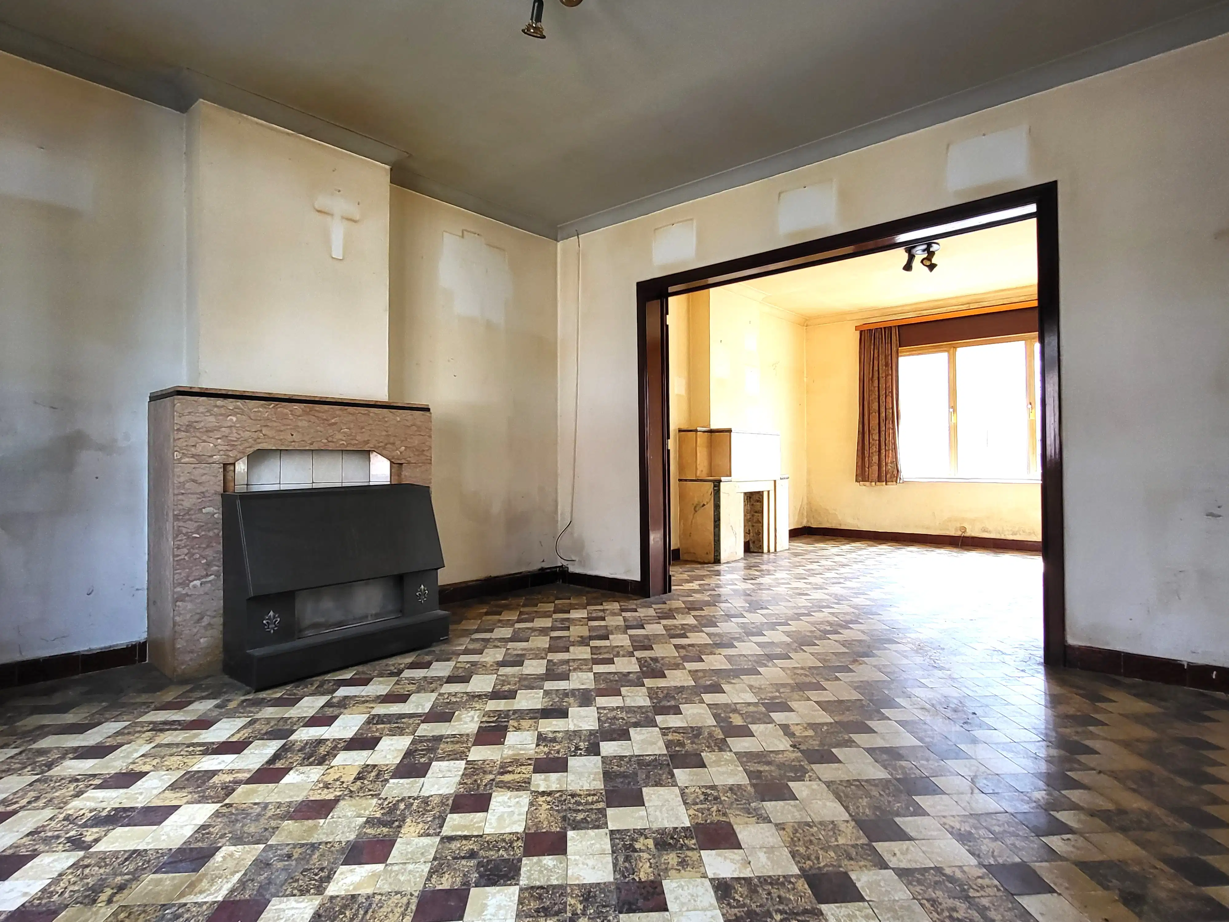 Te renoveren woning met veel charme en ruime tuin op 671 m².  foto 16