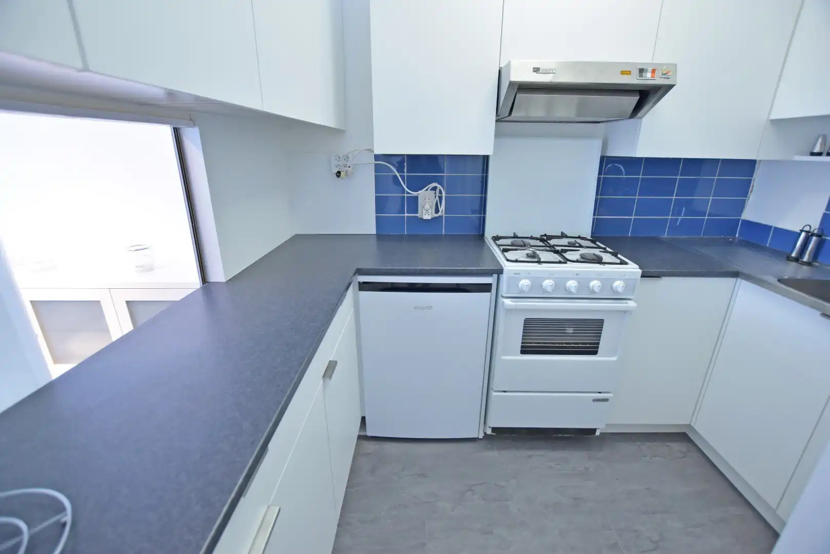 Gemeubeld appartement met zijdelings zeezicht nabij het Driehoeksplein foto 3