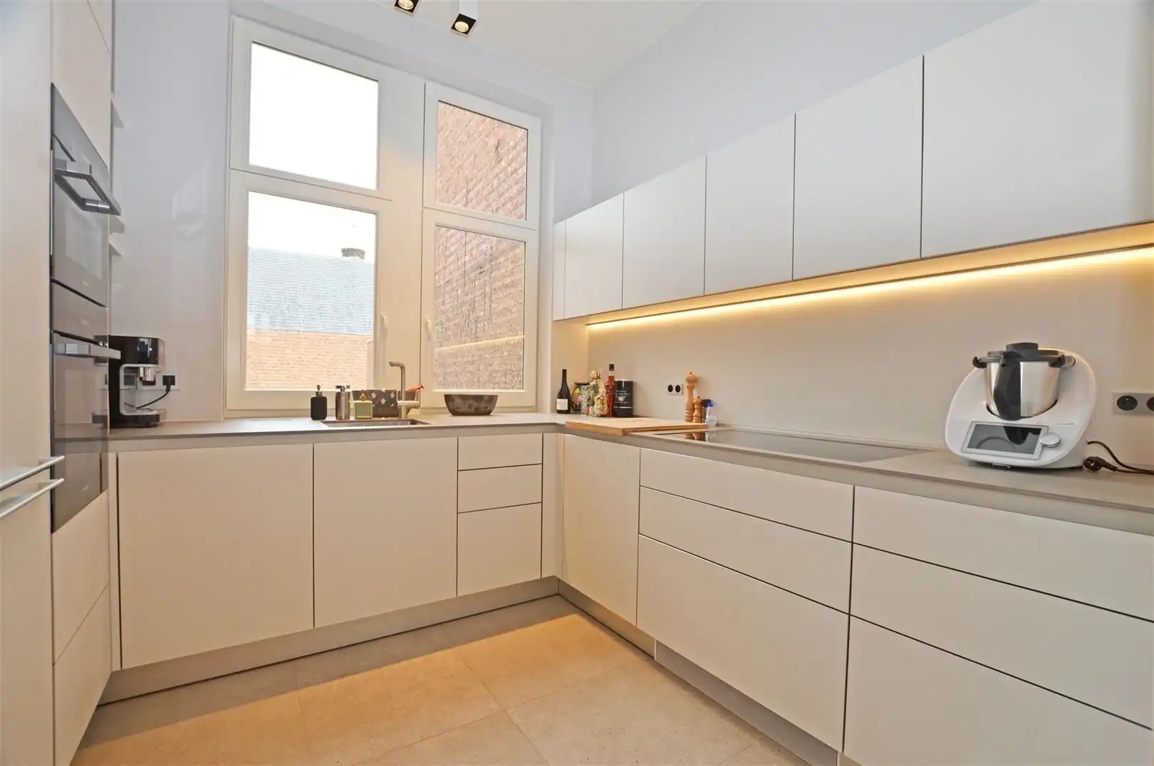 Exclusief appartement op toplocatie in de binnenstad foto 11