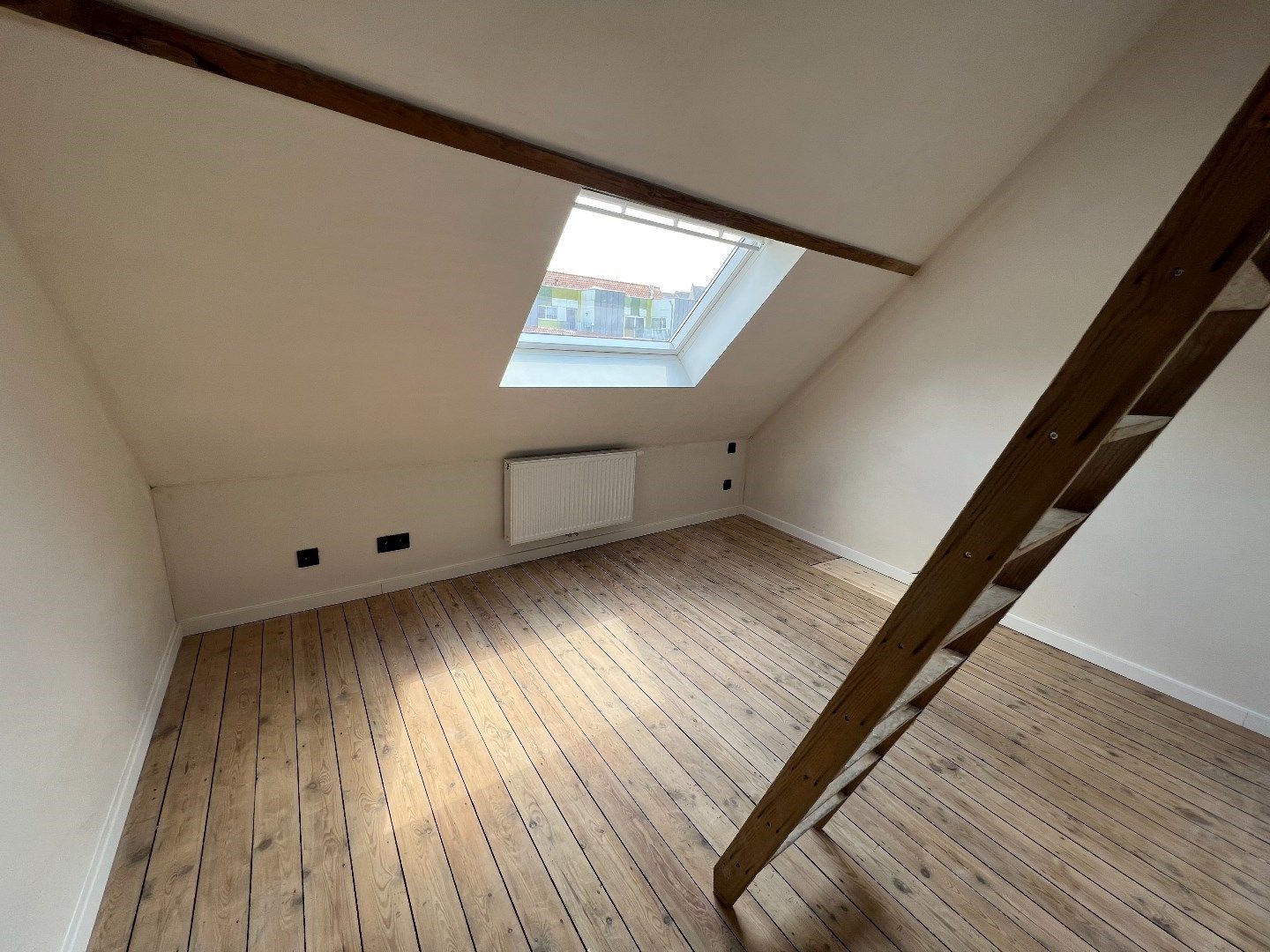 GERENOVEERDE STADSWONING MET 3 SLAAPKAMERS IN CENTRUM IEPER foto 10
