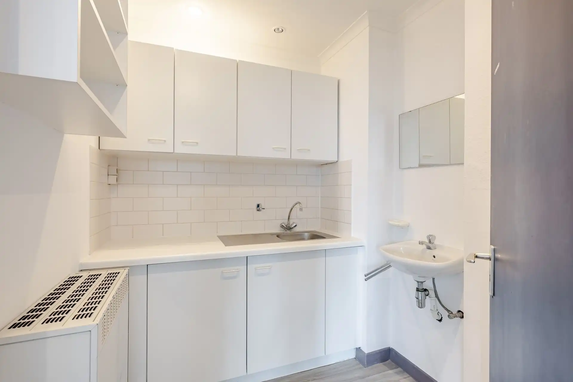 kantoorruimte van 90m² op centrumlocatie in Wetteren foto 9