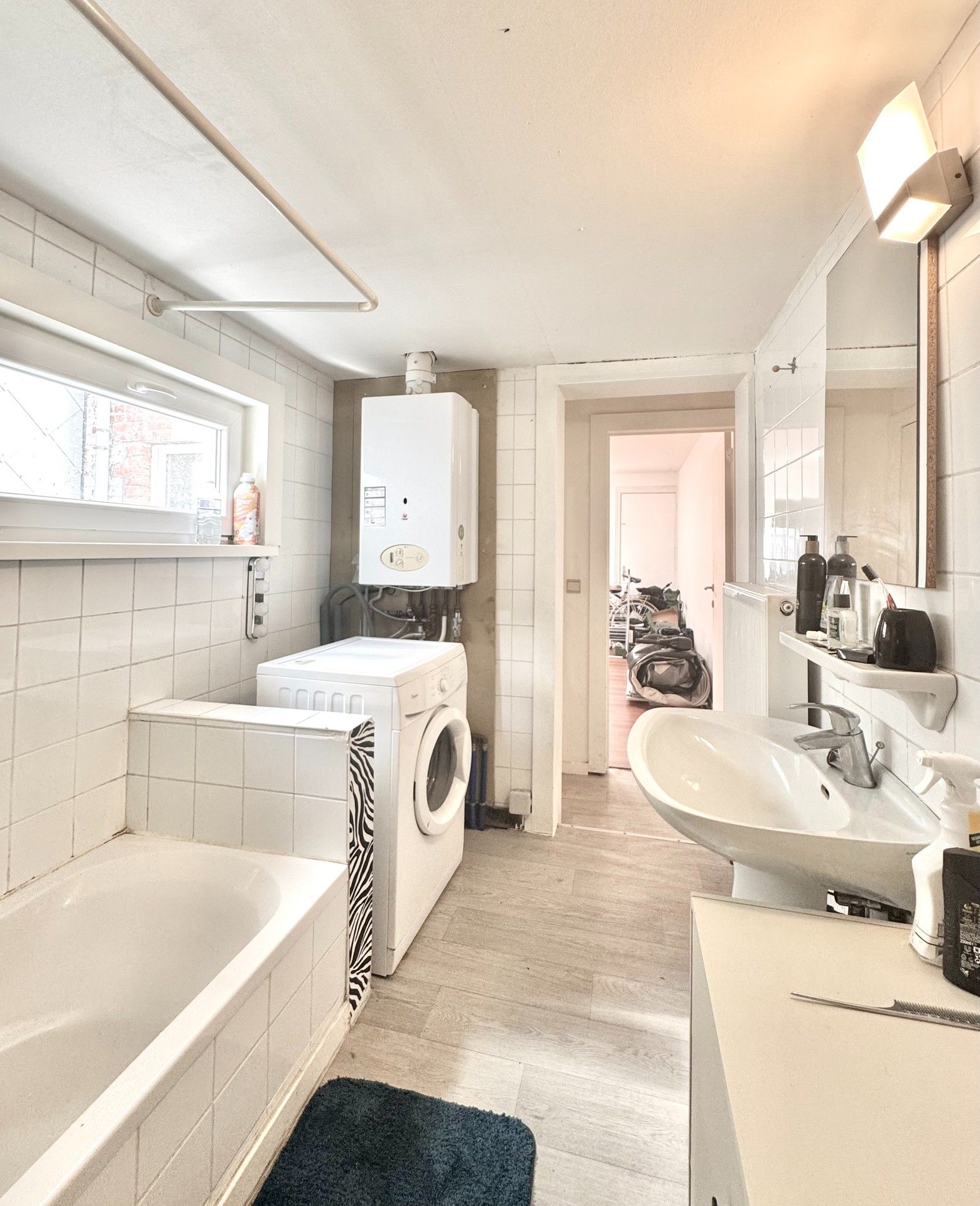 WONING MET 3 SLAAPKAMERS EN STADSTUIN foto 10