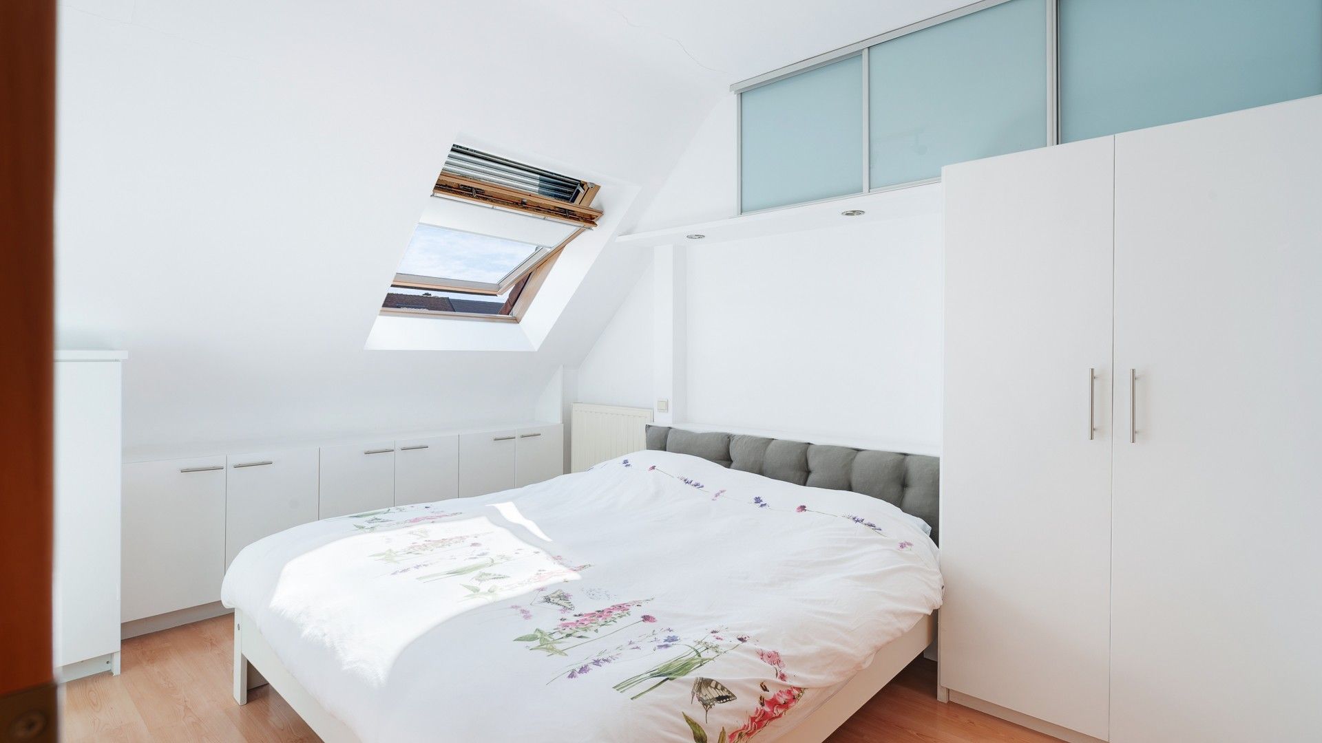 Appartement met unieke terrassen gelegen op wandelafstand van de zee en de winkels. foto 19